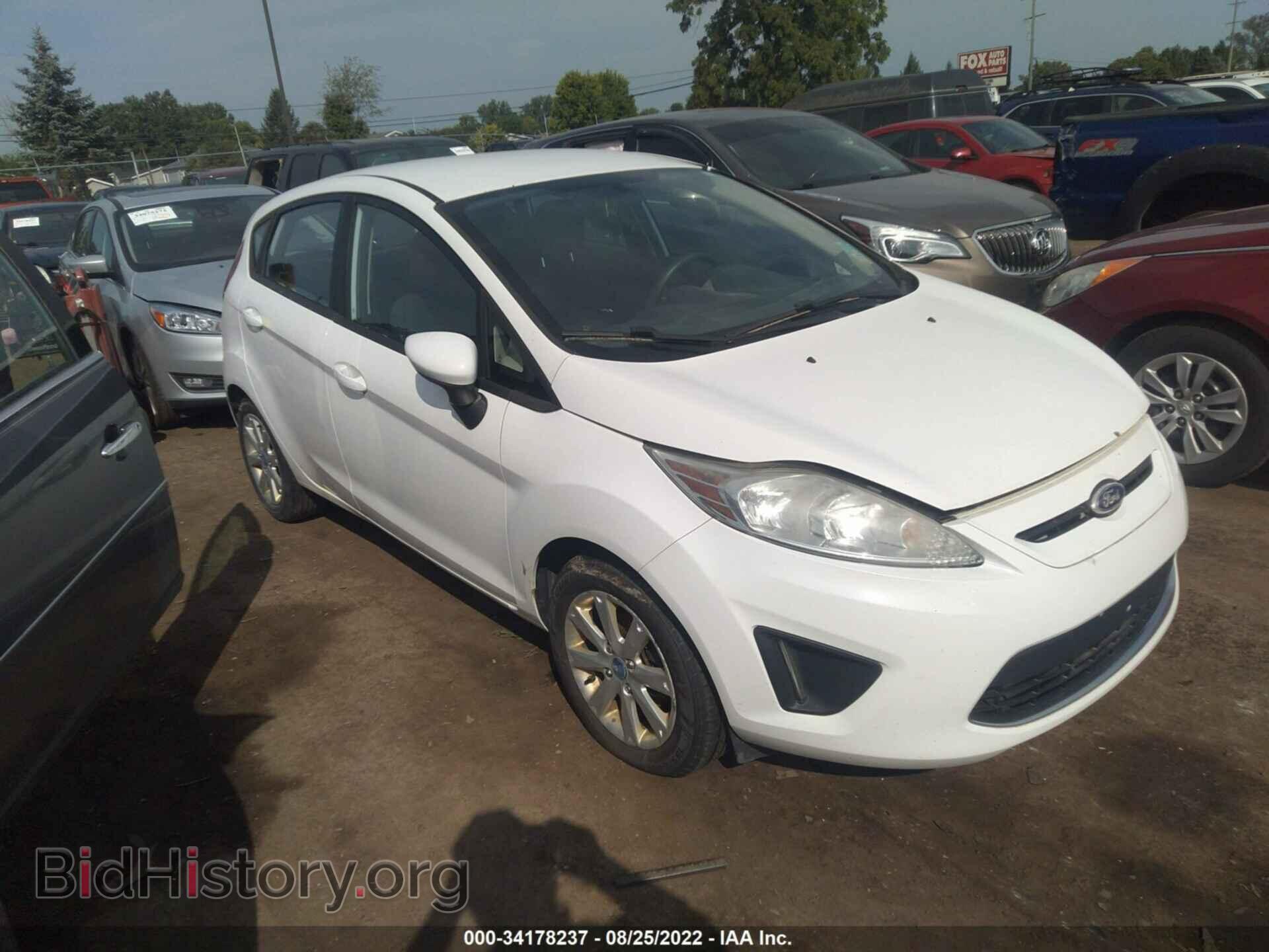 Фотография 3FADP4EJXBM111456 - FORD FIESTA 2011
