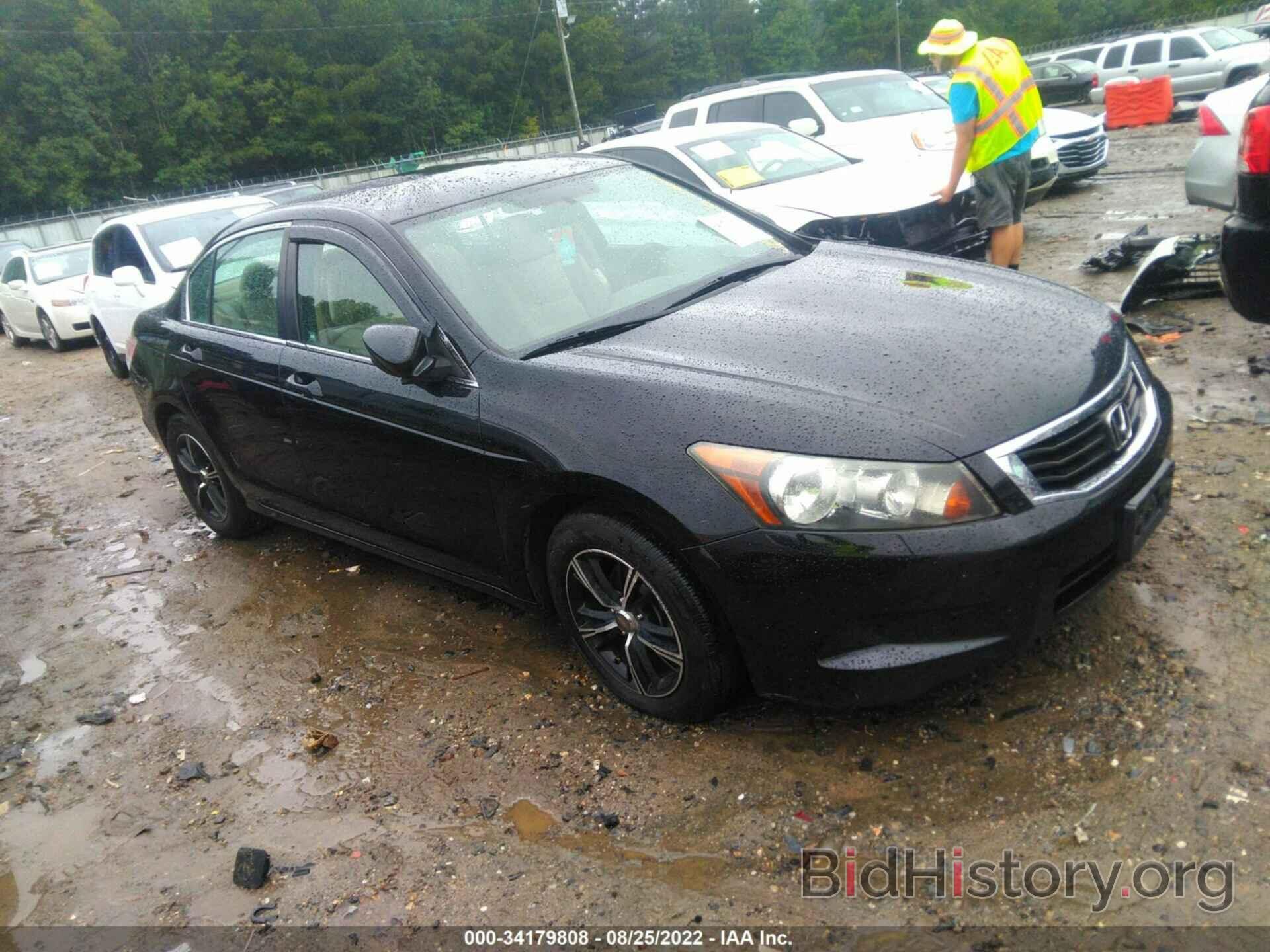 Photo 1HGCP2F30AA142450 - HONDA ACCORD SDN 2010