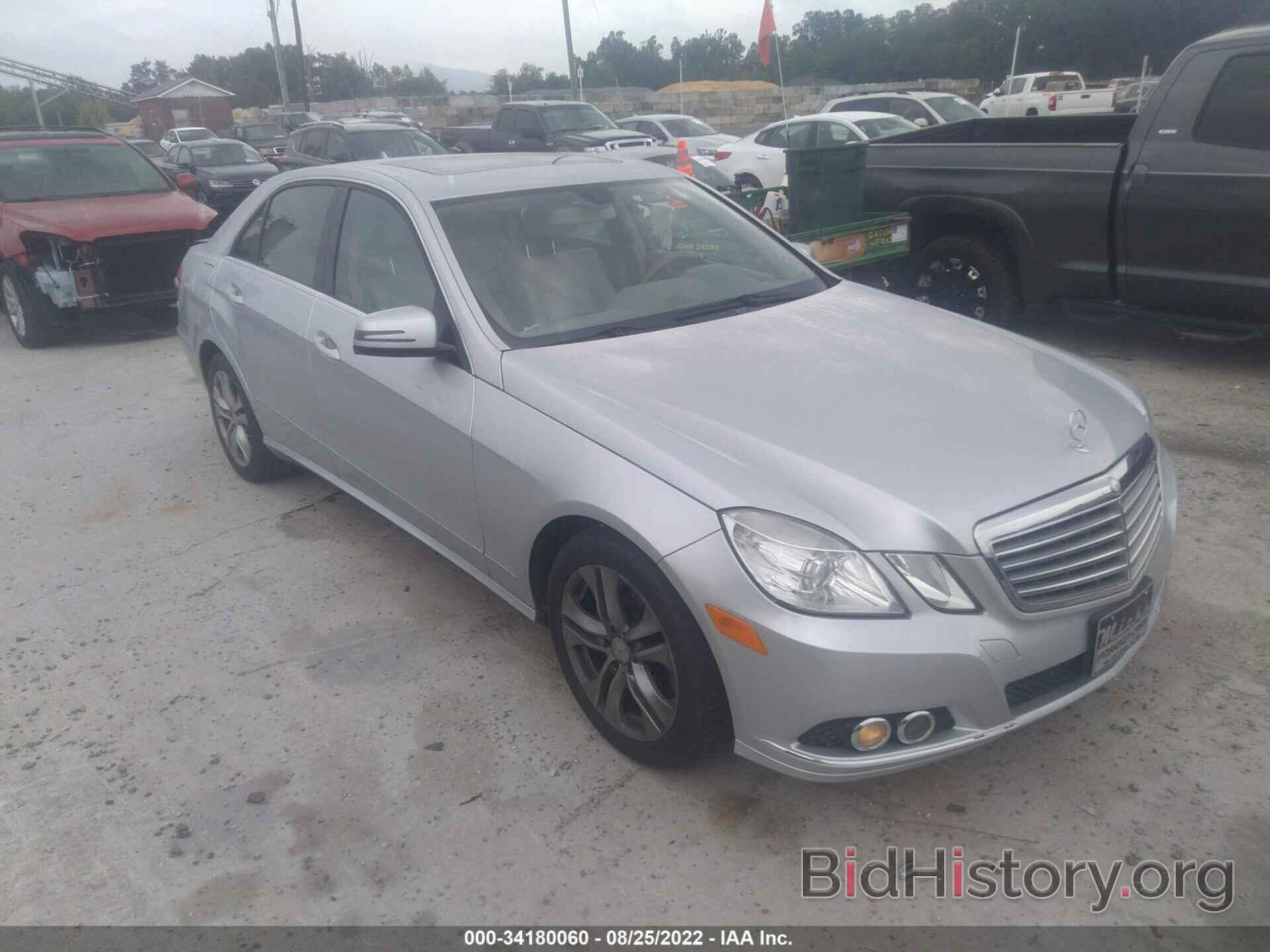 Photo WDDHF5GB2BA287639 - MERCEDES-BENZ E-CLASS 2011