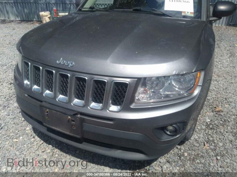 2011 Jeep COMPASS (VIN 1J4NF1FB8BD218986) — фото 6 из 11