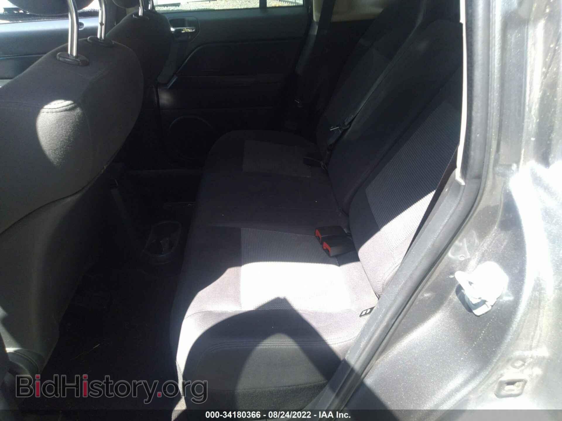 2011 JEEP COMPASS - VIN: 1J4NF1FB8BD218986 - Photo 8