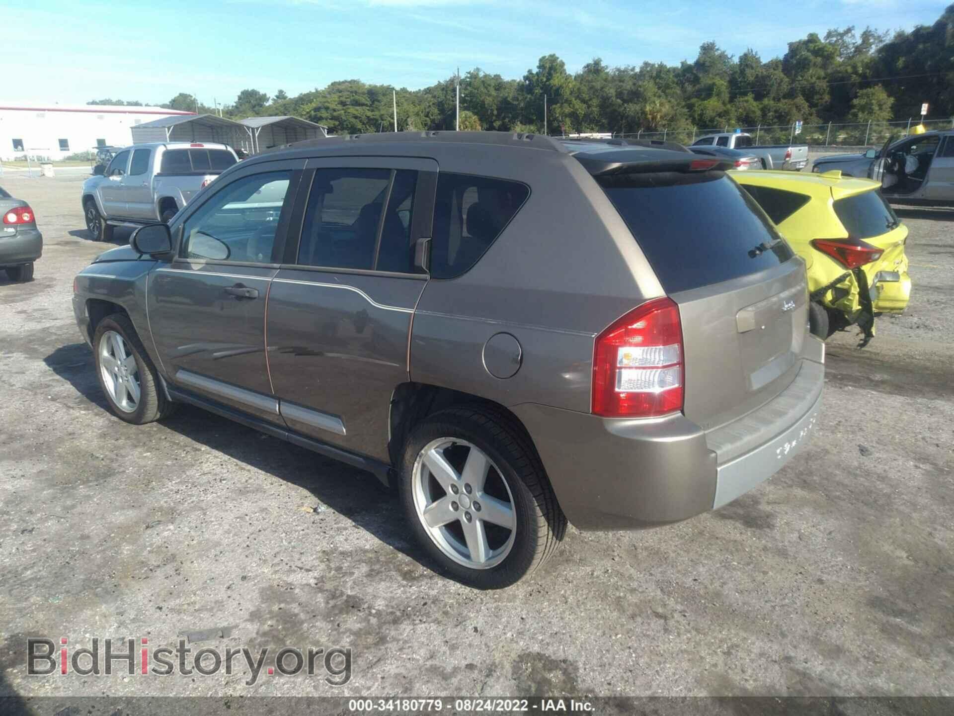 2007 JEEP COMPASS - VIN: 1J8FT57W37D116880 - Фото 3