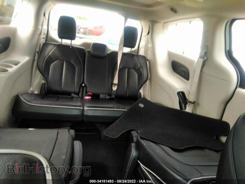 2022 Chrysler PACIFICA (VIN 2C4RC1GG3NR169465) — photo 8 of 11