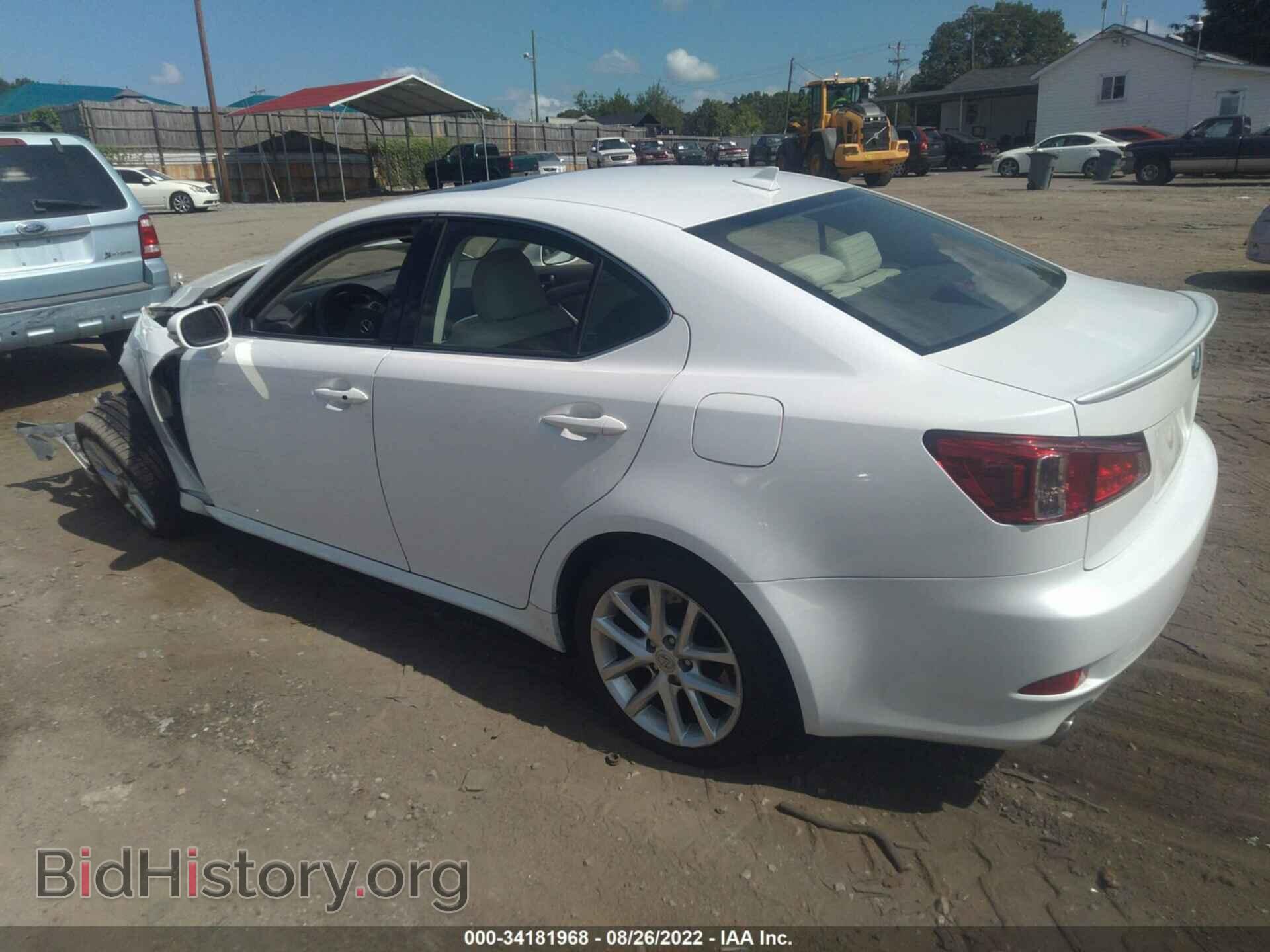 2011 LEXUS IS 350 - VIN: JTHCE5C24B5001620 - Photo 3