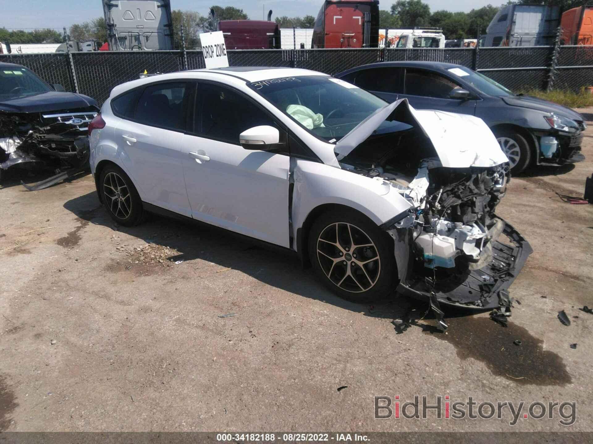 Photo 1FADP3M2XJL230063 - FORD FOCUS 2018