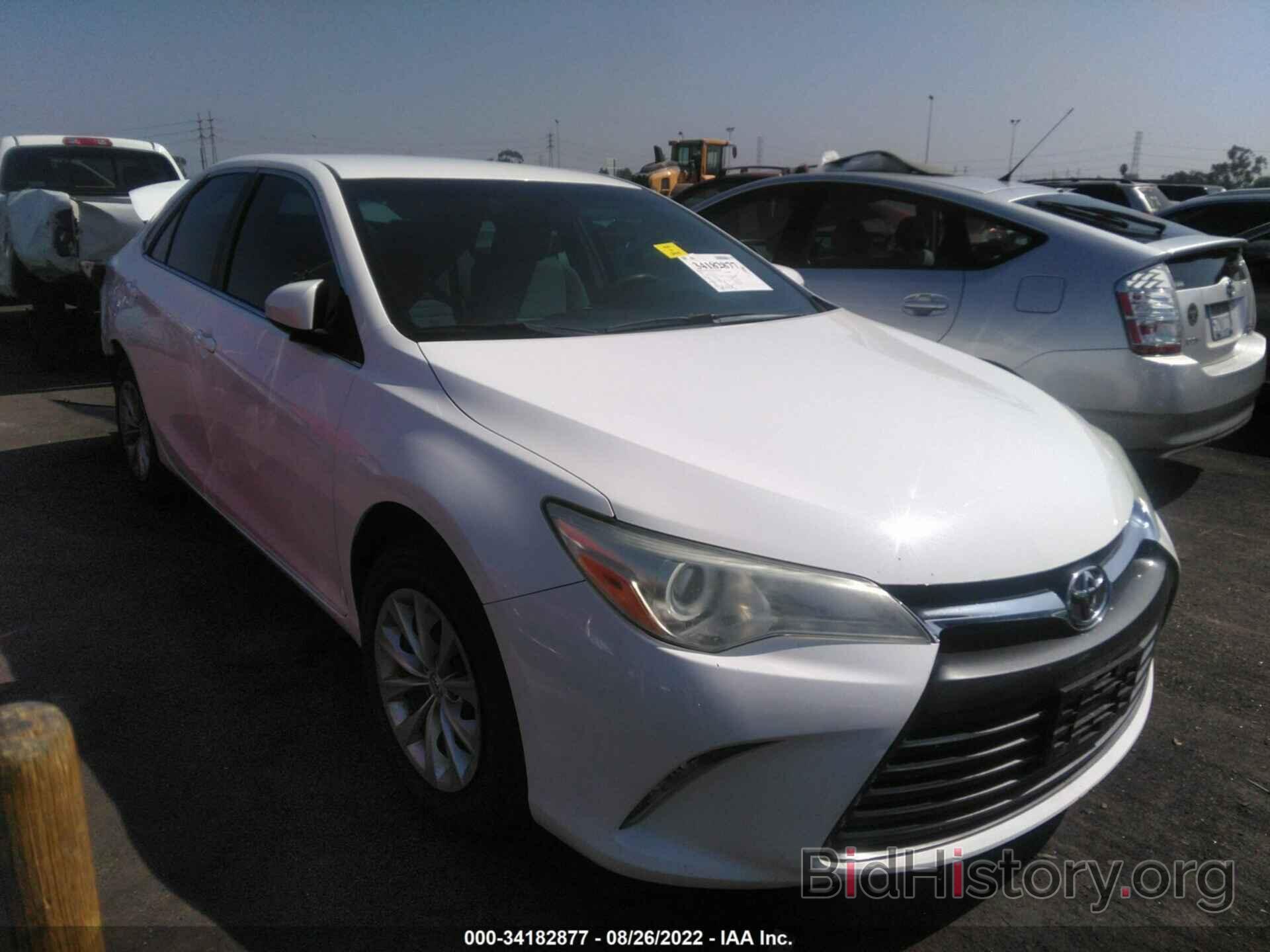 Photo 4T4BF1FK8FR486226 - TOYOTA CAMRY 2015