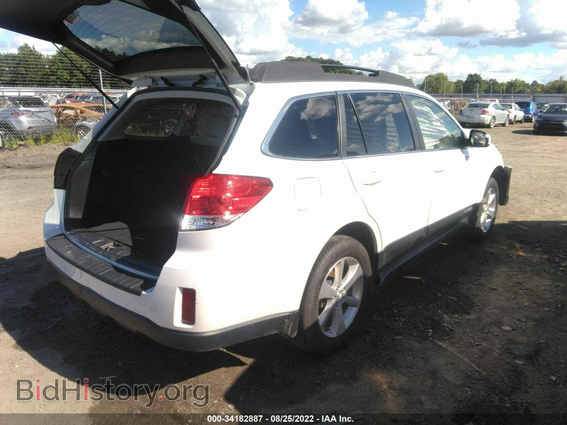 2014 SUBARU OUTBACK - VIN: 4S4BRCNC1E3302157 - Фото 4