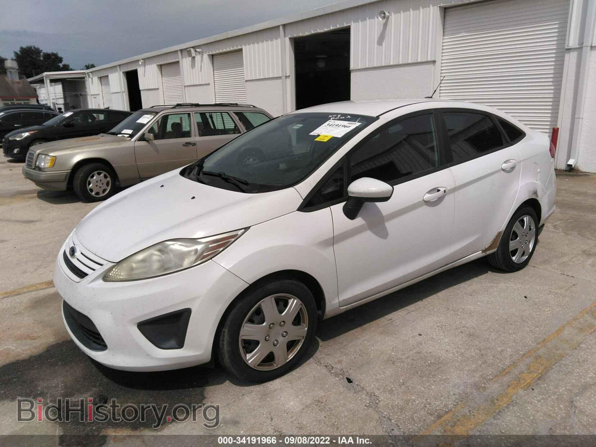 2013 FORD FIESTA - VIN: 3FADP4AJXDM136480 - Фото 2