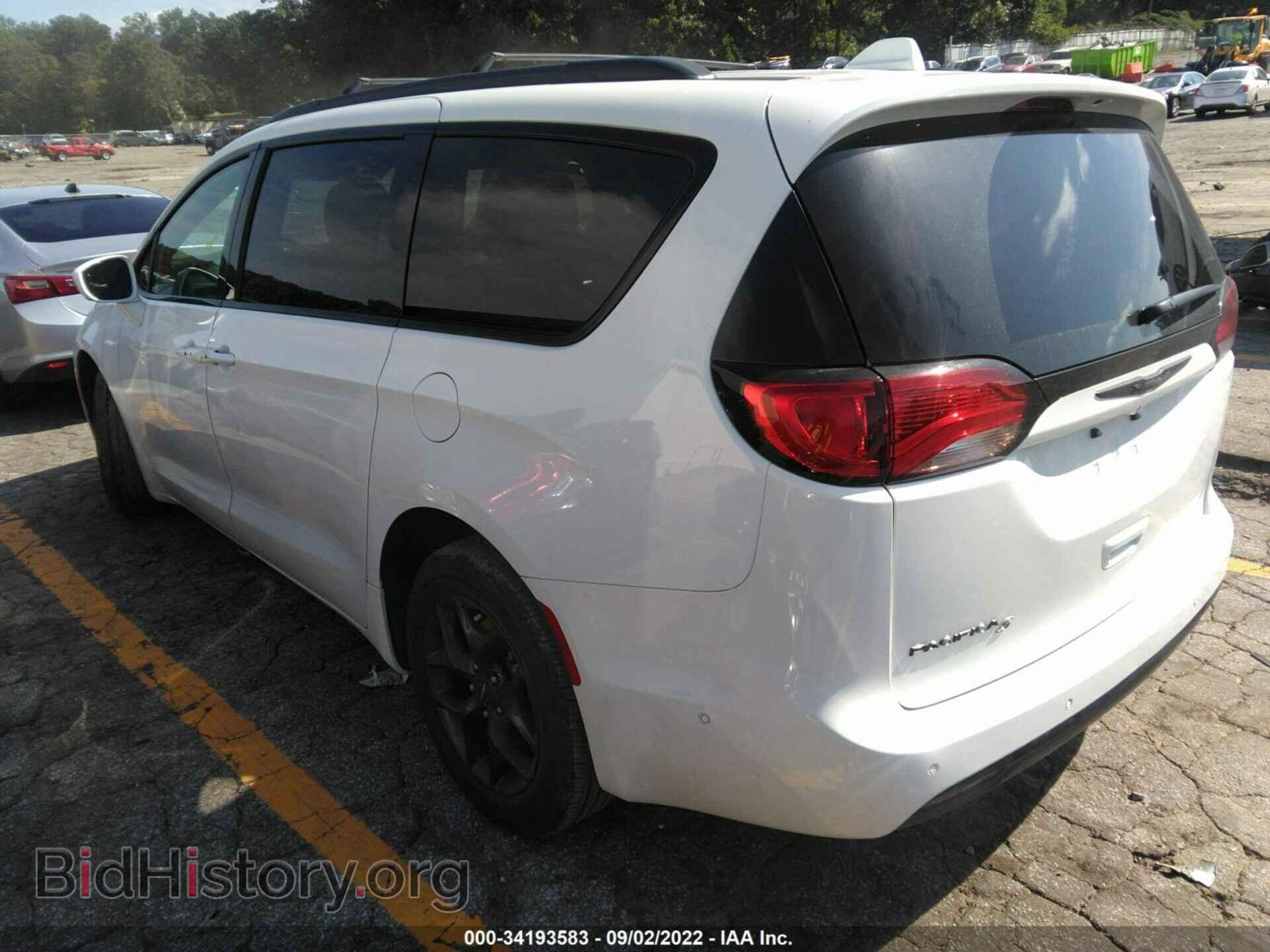 2020 CHRYSLER PACIFICA - VIN: 2C4RC1EG4LR266464 - Фото 3