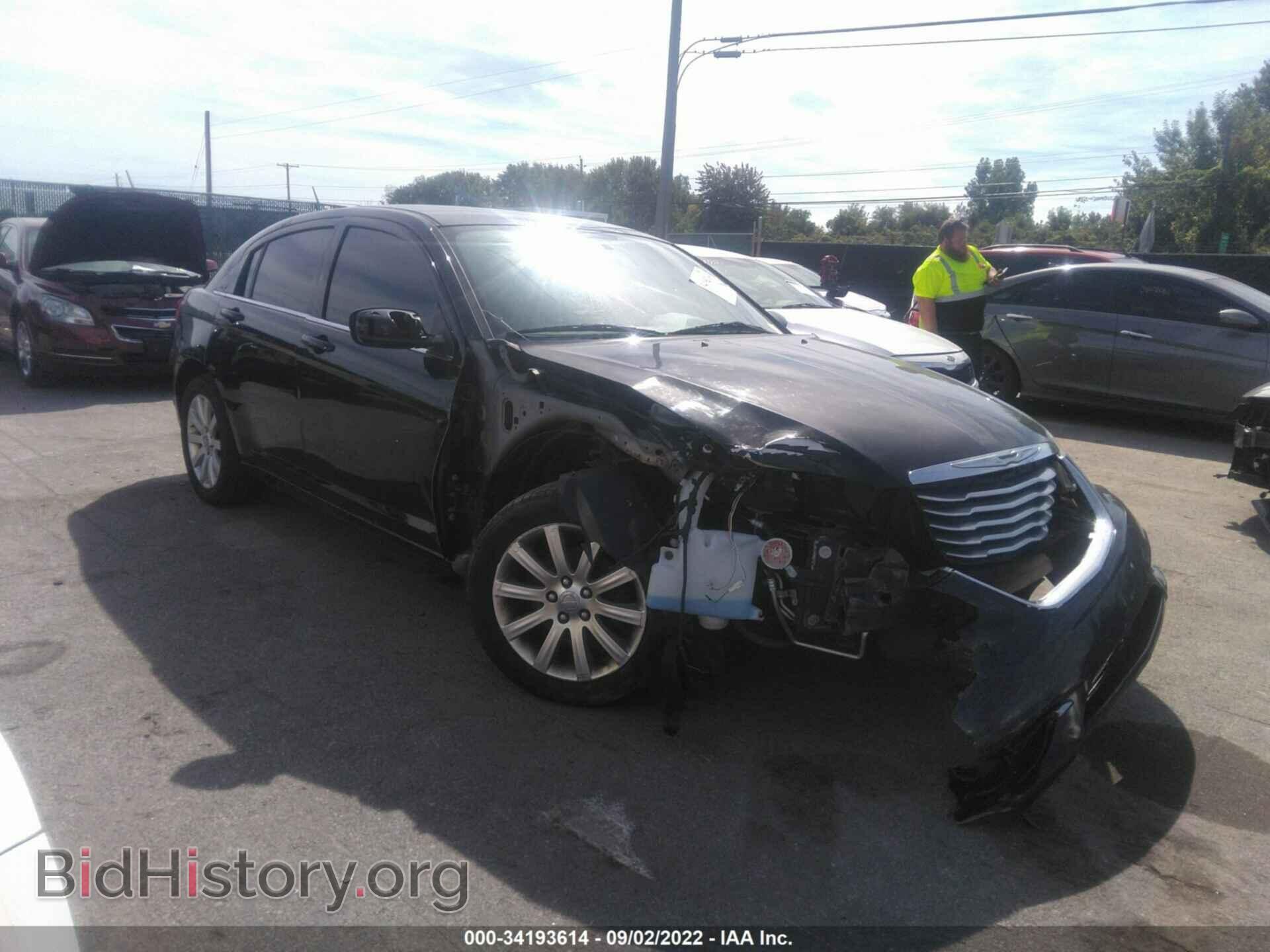 Photo 1C3CCBBB8DN674084 - CHRYSLER 200 2013