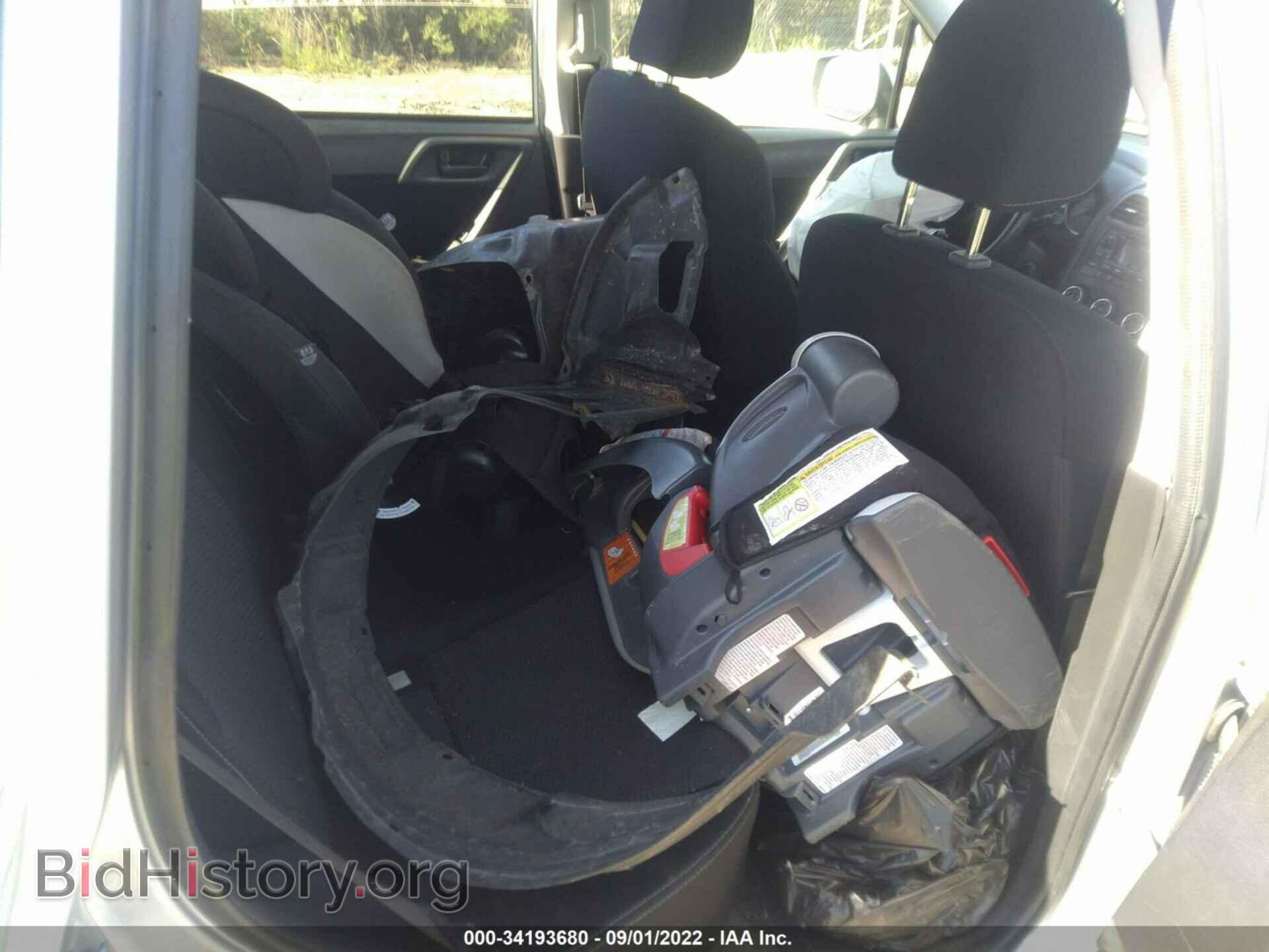 2015 SUBARU FORESTER - VIN: JF2SJADC8FH585163 - Фото 8