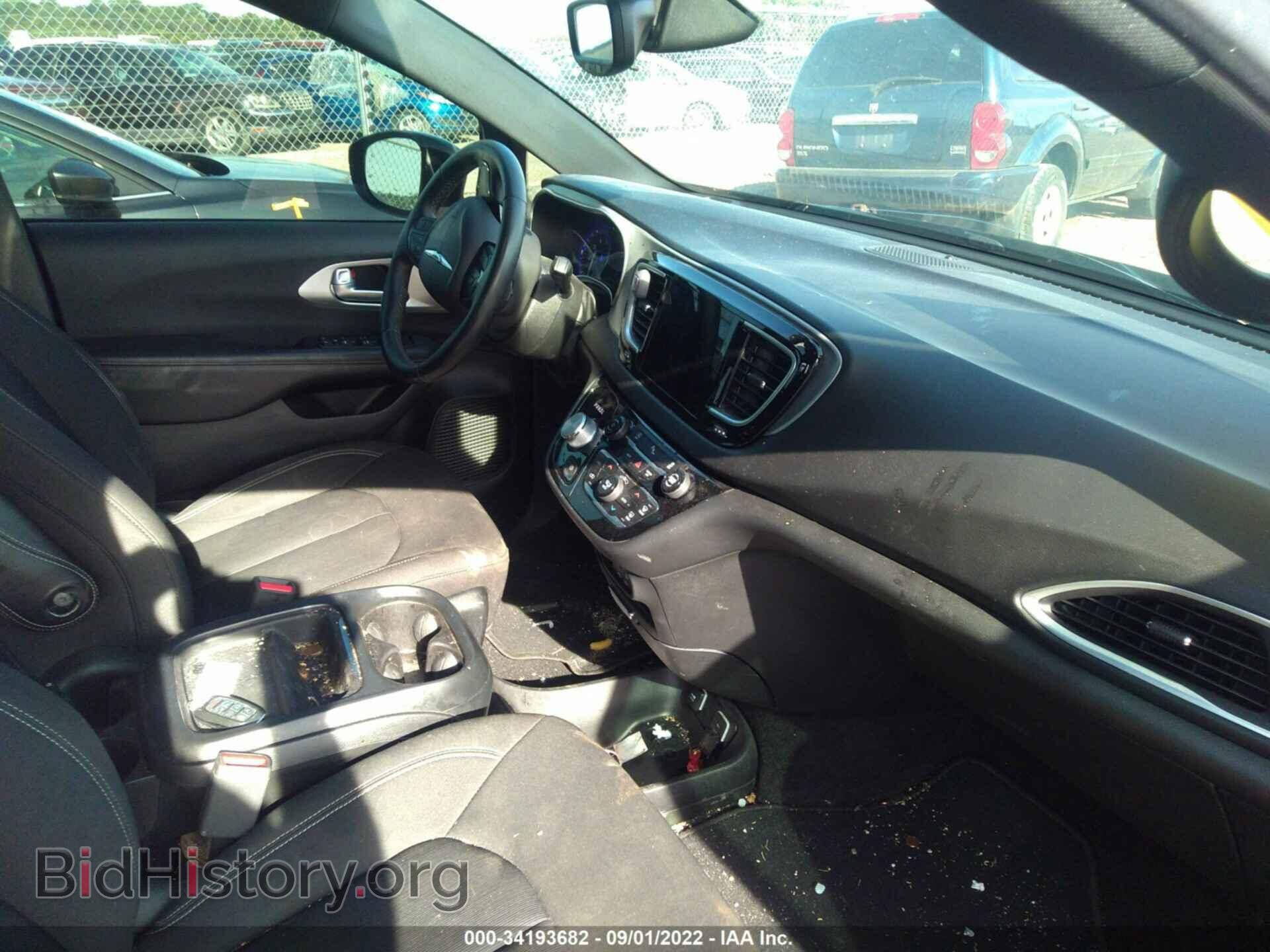 2018 CHRYSLER PACIFICA - VIN: 2C4RC1FGXJR260664 - Фото 5