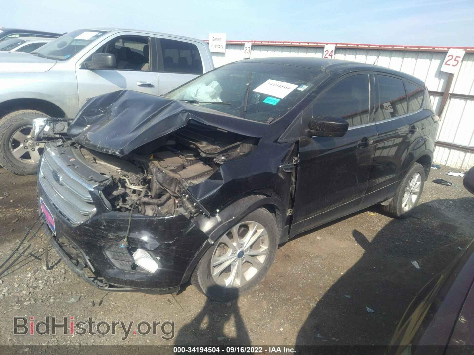 2017 FORD ESCAPE - VIN: 1FMCU9G98HUC52265 - Фото 2
