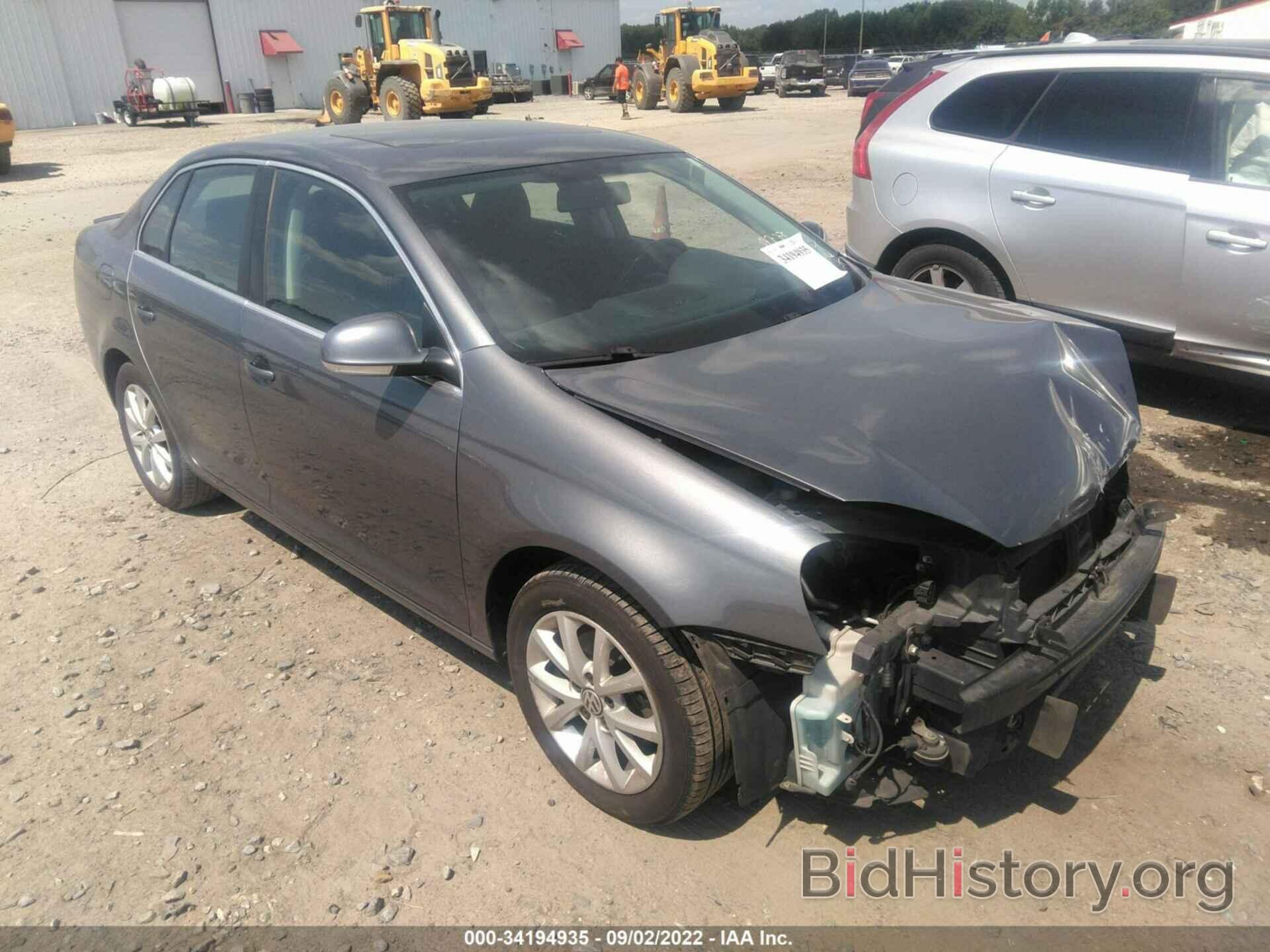 Photo 3VWRX7AJ9AM054024 - VOLKSWAGEN JETTA SEDAN 2010