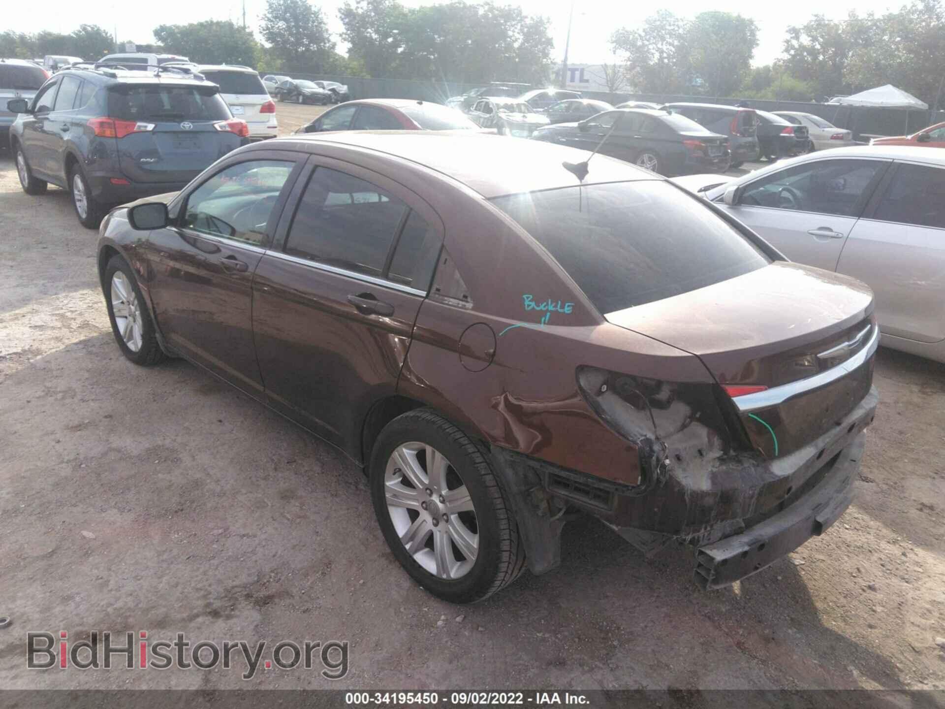 2013 CHRYSLER 200 - VIN: 1C3CCBBB2DN577284 - Фото 3