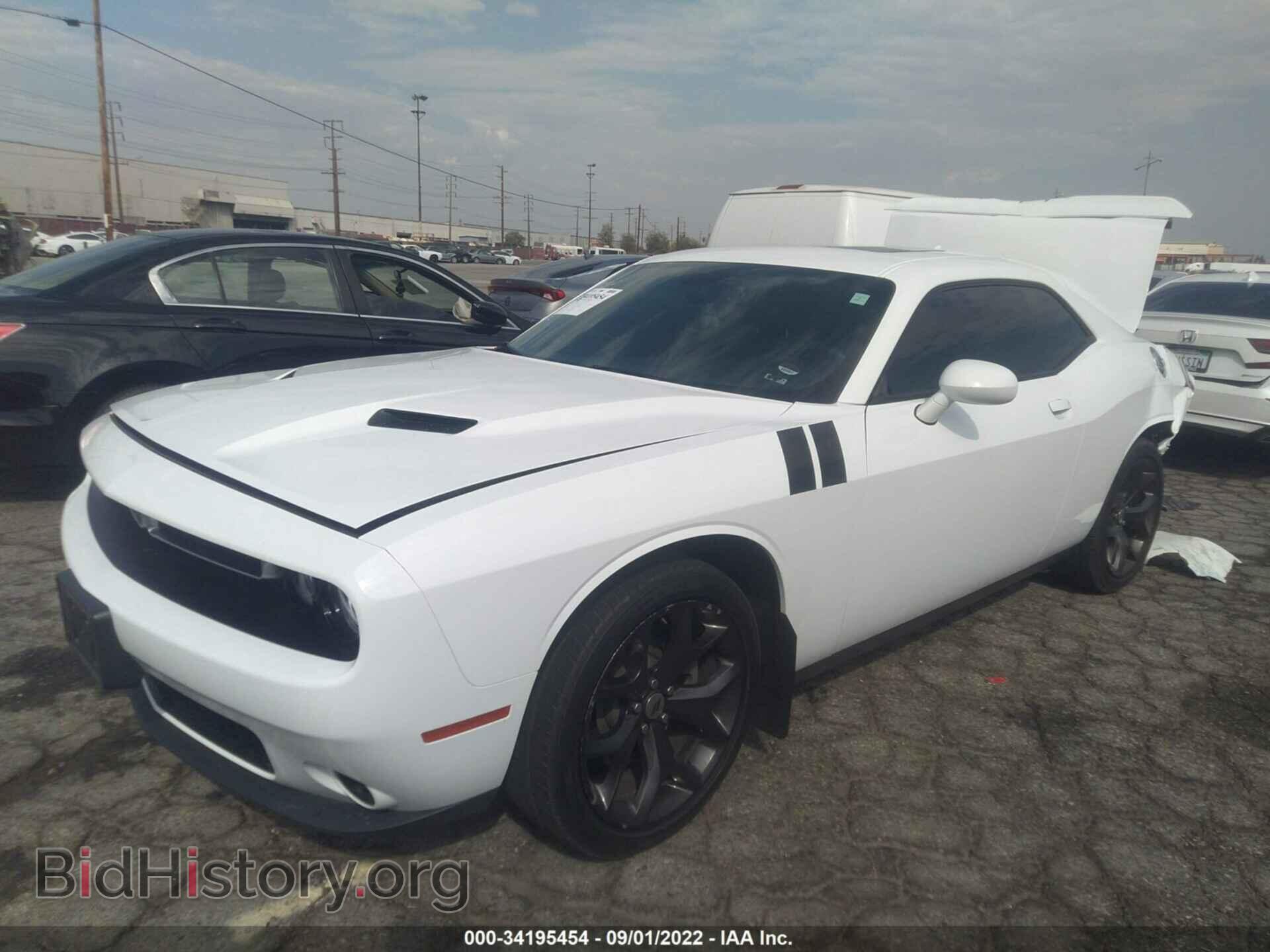 2018 DODGE CHALLENGER - VIN: 2C3CDZAG1JH132946 - Фото 2