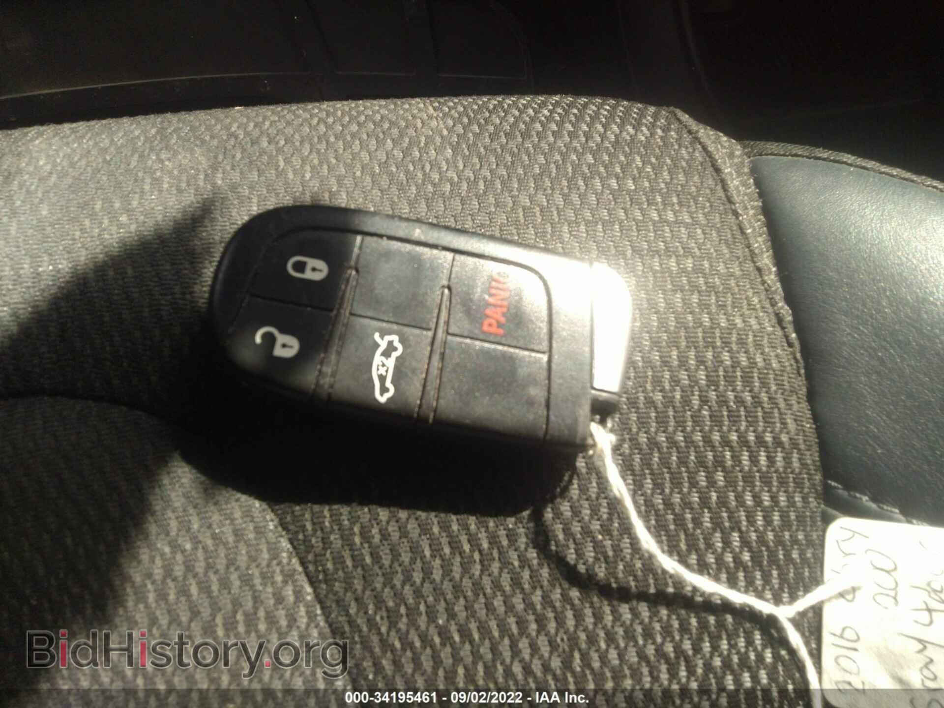2016 CHRYSLER 200 - VIN: 1C3CCCBB4GN192819 - Фото 11