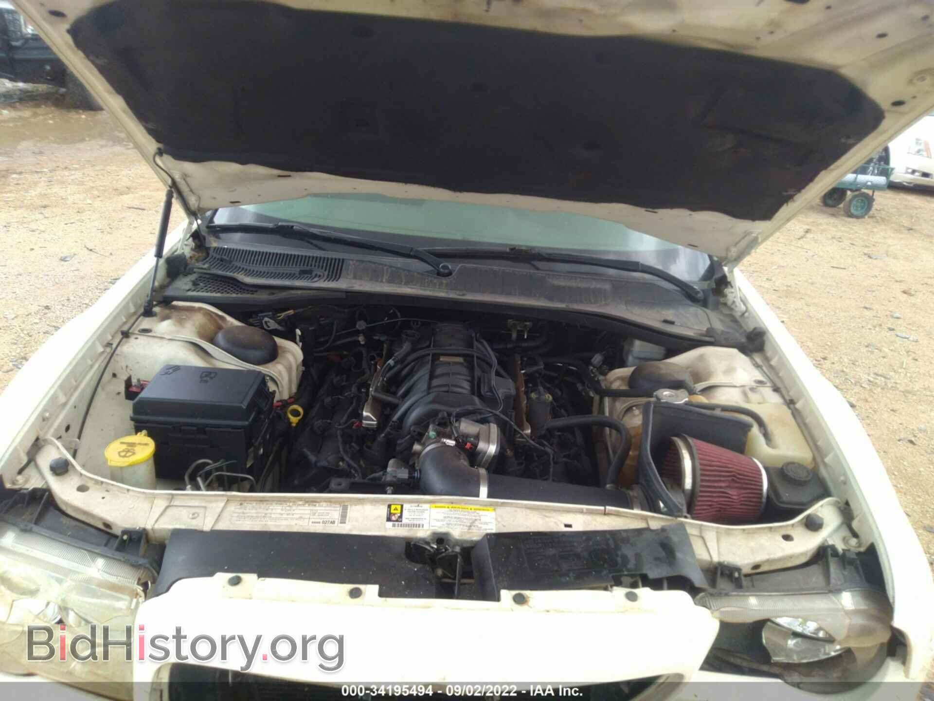 2010 CHRYSLER 300 - VIN: 2C3CA6CT3AH238929 - Фото 10
