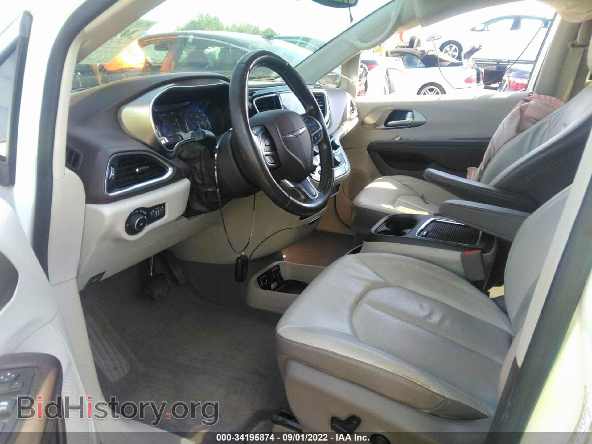 2017 CHRYSLER PACIFICA - VIN: 2C4RC1EG6HR844412 - Photo 5