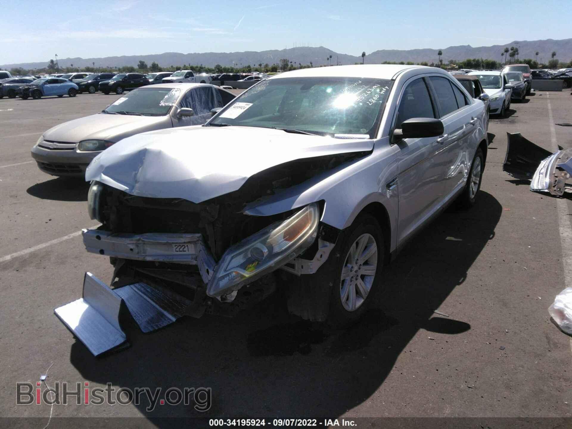 2012 FORD TAURUS - VIN: 1FAHP2DW3CG117937 - Фото 2