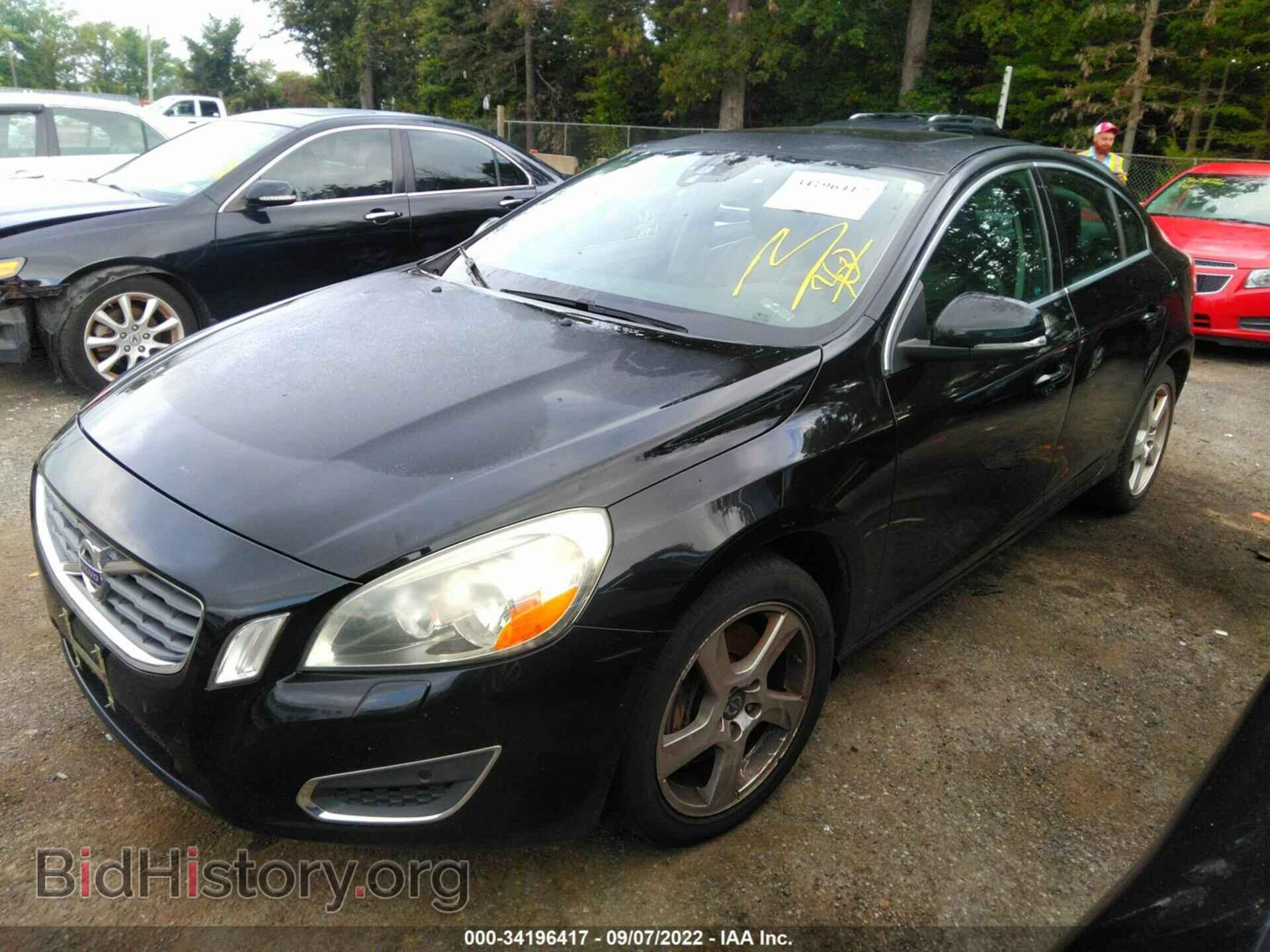 2012 VOLVO S60 - VIN: YV1622FS0C2142456 - Фото 2