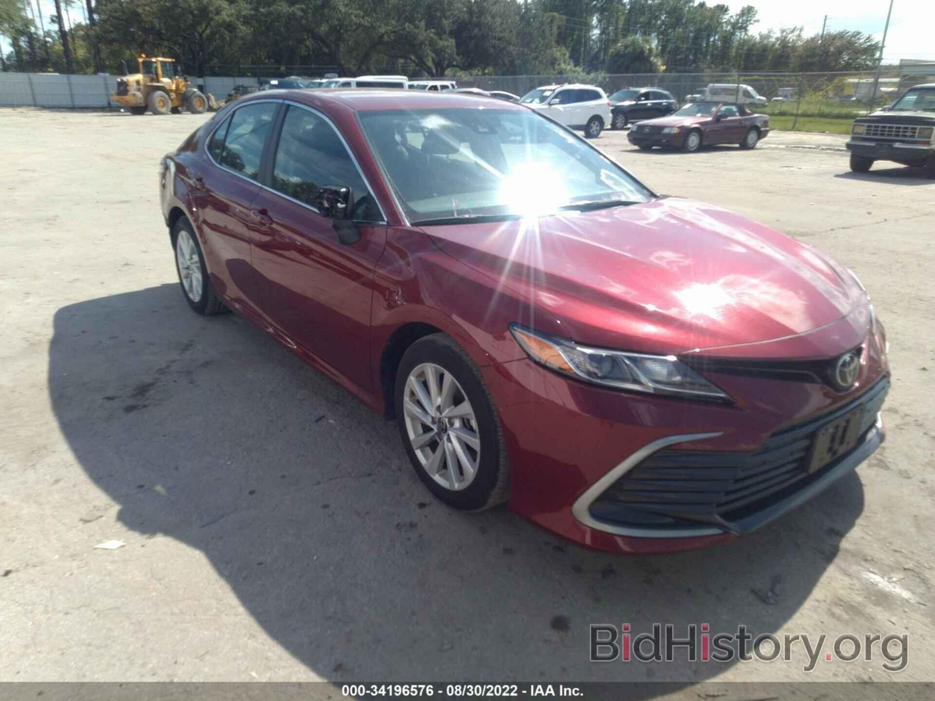 Photo 4T1C11AK9MU589009 - TOYOTA CAMRY 2021