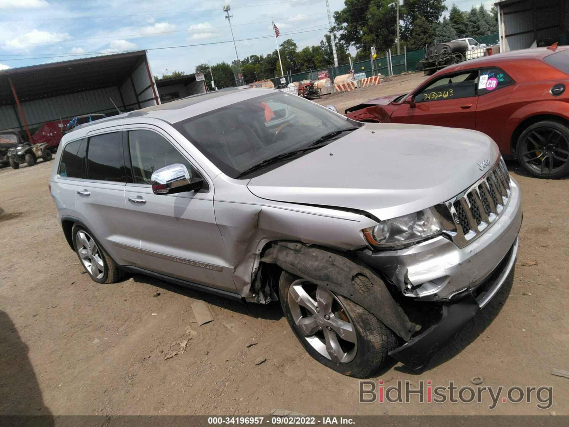 Photo 1J4RR6GG0BC608664 - JEEP GRAND CHEROKEE 2011