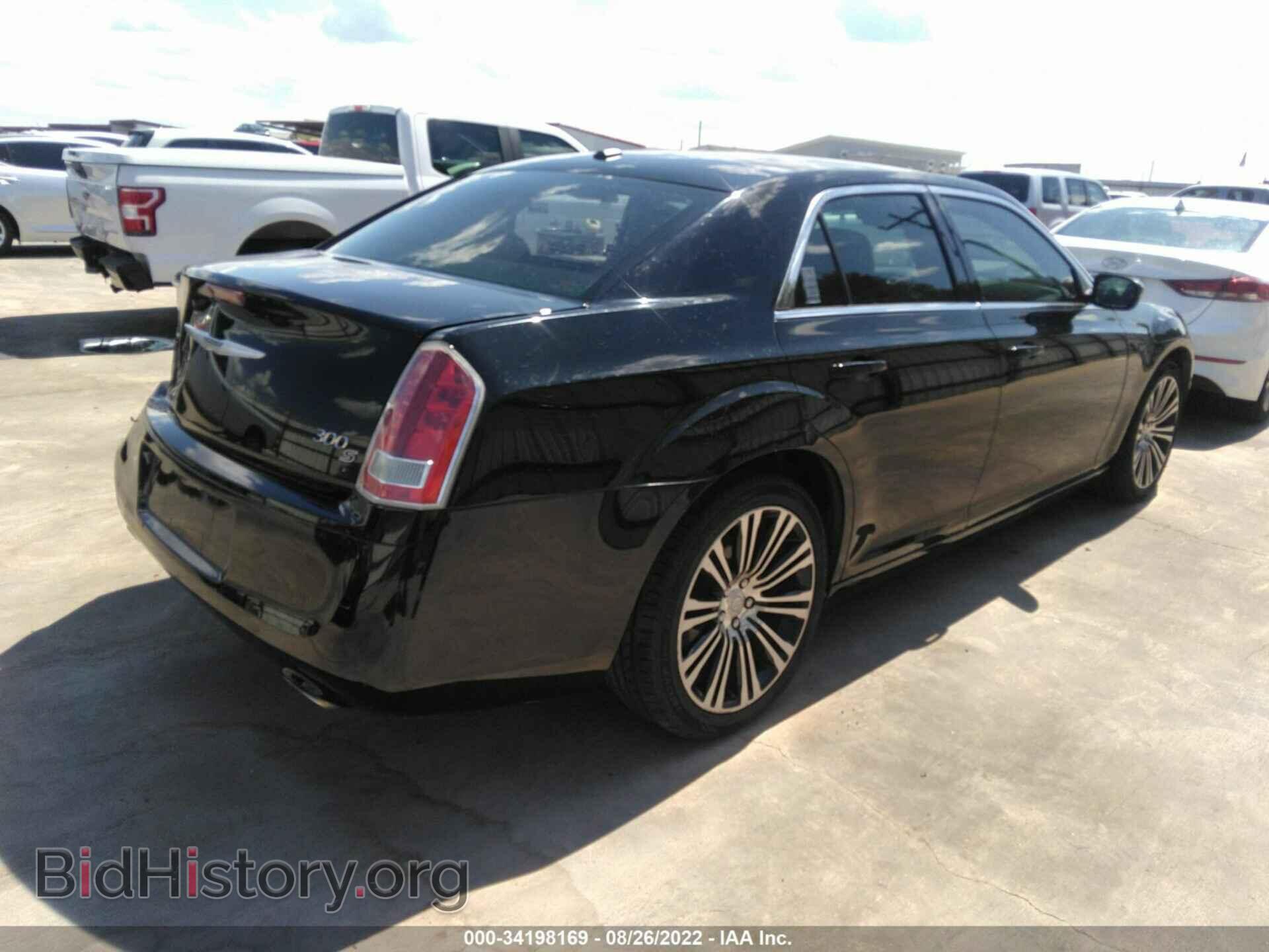 2014 CHRYSLER 300 - VIN: 2C3CCABG2EH189987 - Фото 4