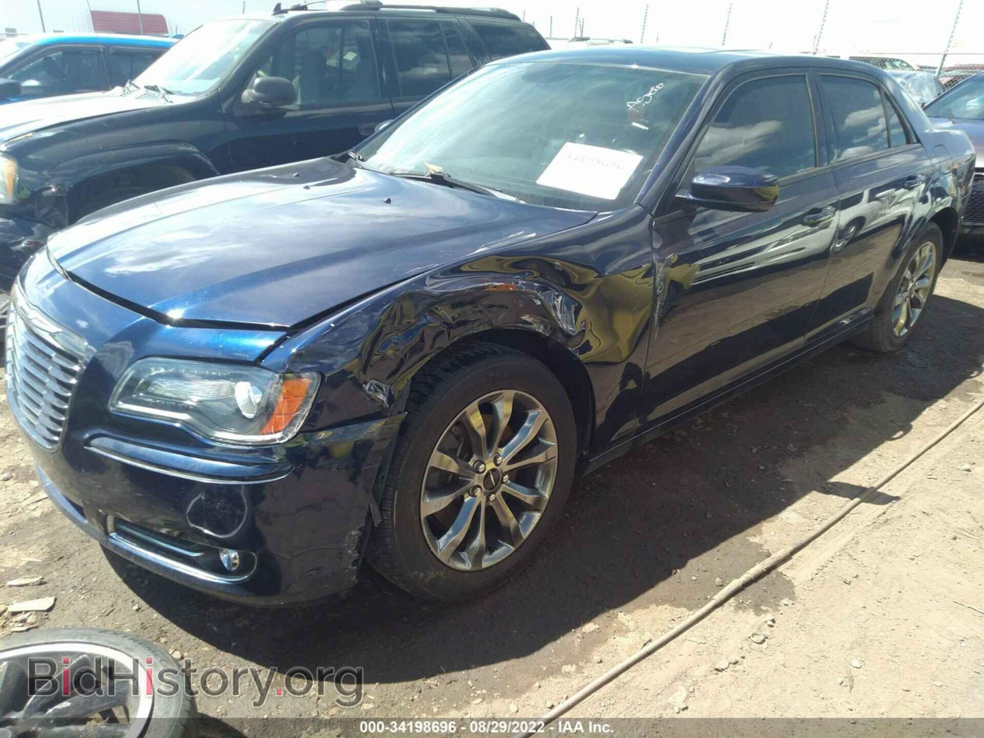 2014 CHRYSLER 300 - VIN: 2C3CCAGG0EH383961 - Фото 2