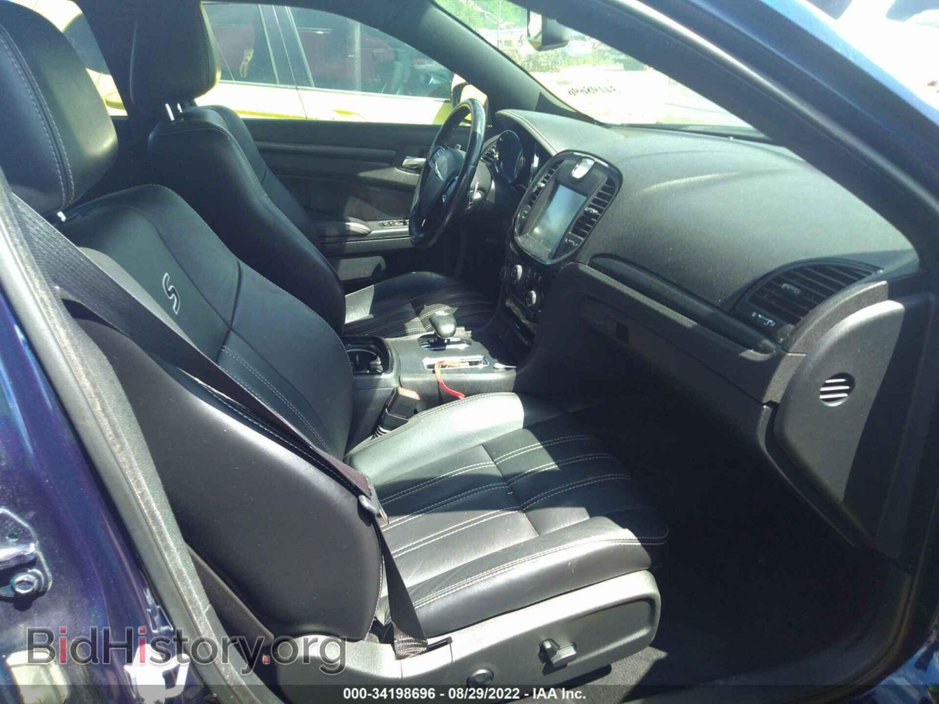 2014 CHRYSLER 300 - VIN: 2C3CCAGG0EH383961 - Фото 5