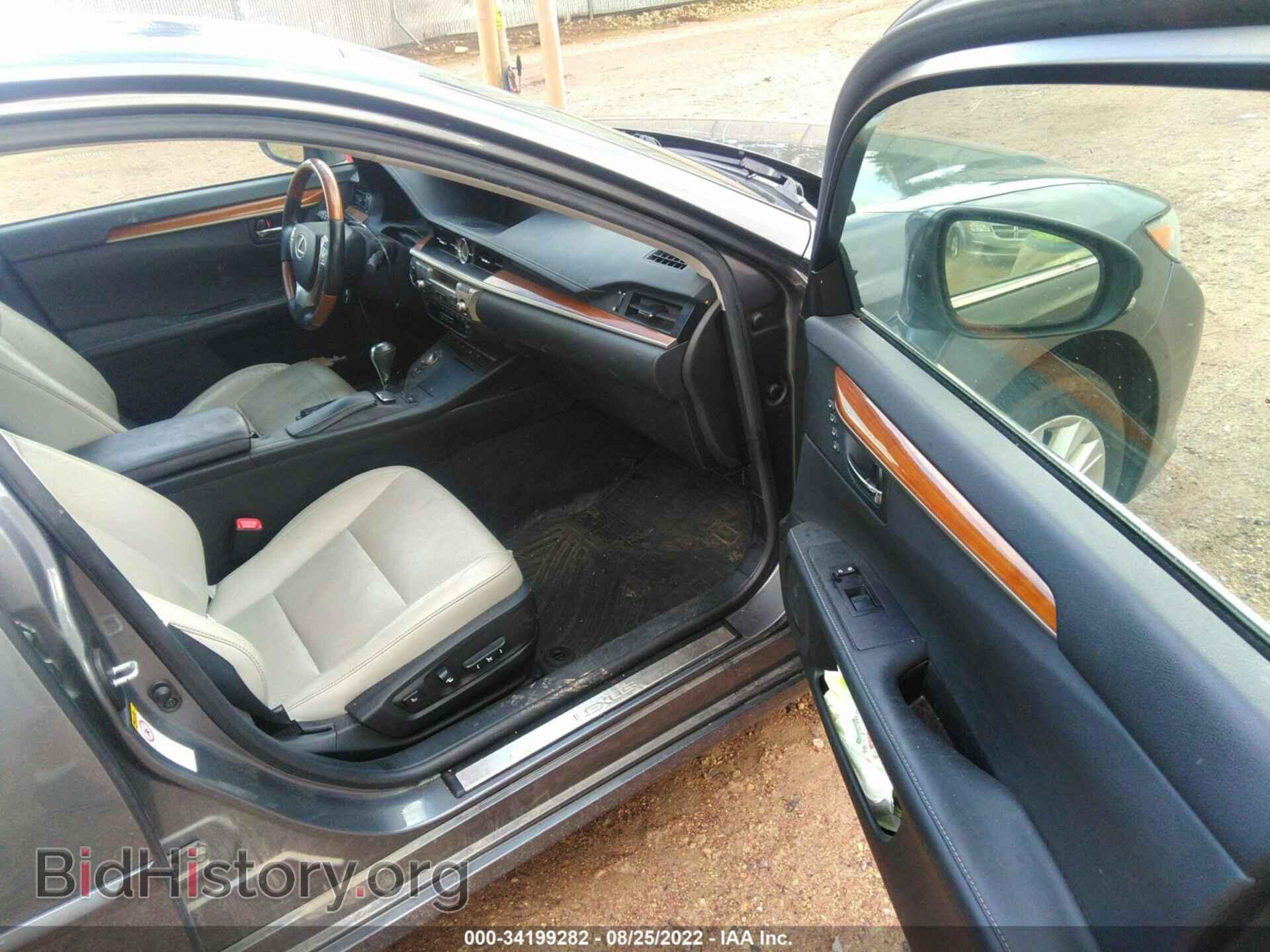 2013 LEXUS ES 300H - VIN: JTHBW1GG8D2014351 - Фото 5