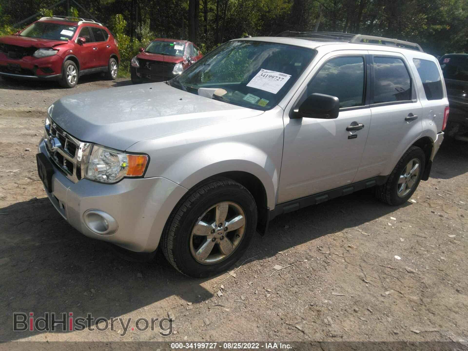 2009 FORD ESCAPE - VIN: 1FMCU93779KA14330 - Фото 2