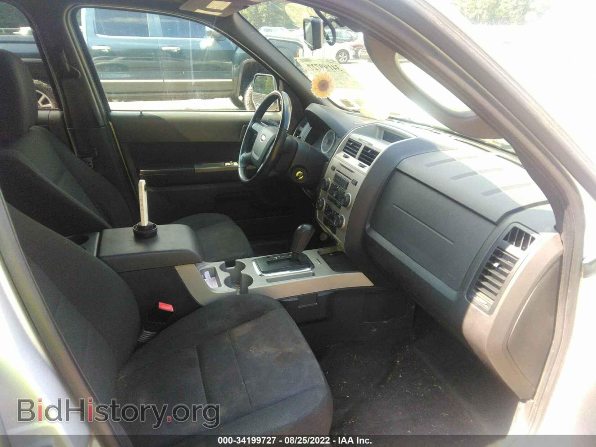 2009 FORD ESCAPE - VIN: 1FMCU93779KA14330 - Фото 5