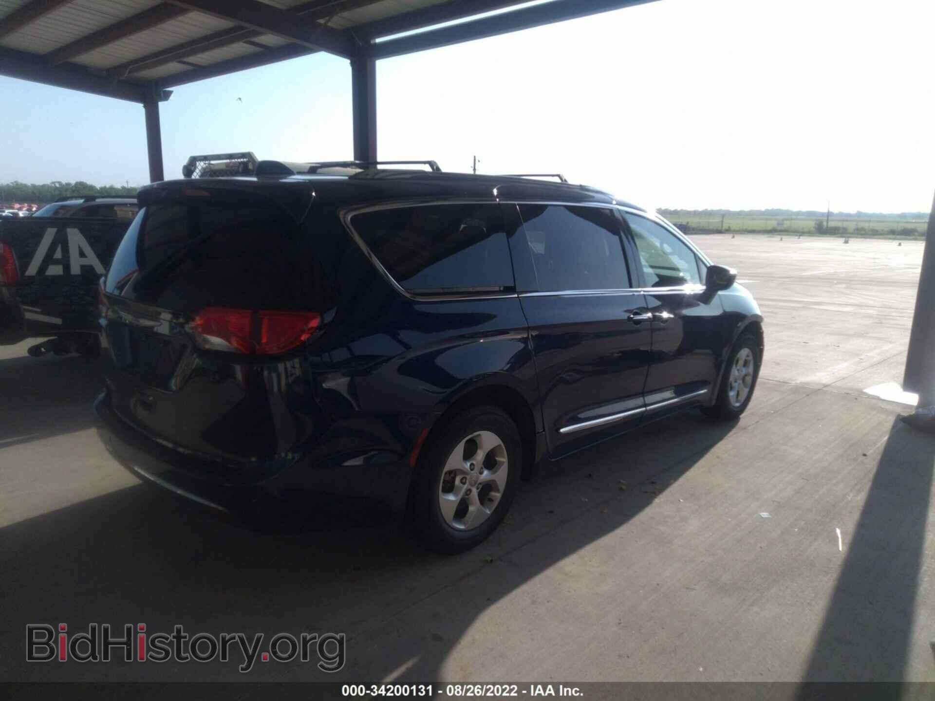 2017 CHRYSLER PACIFICA - VIN: 2C4RC1EG4HR572605 - Фото 4