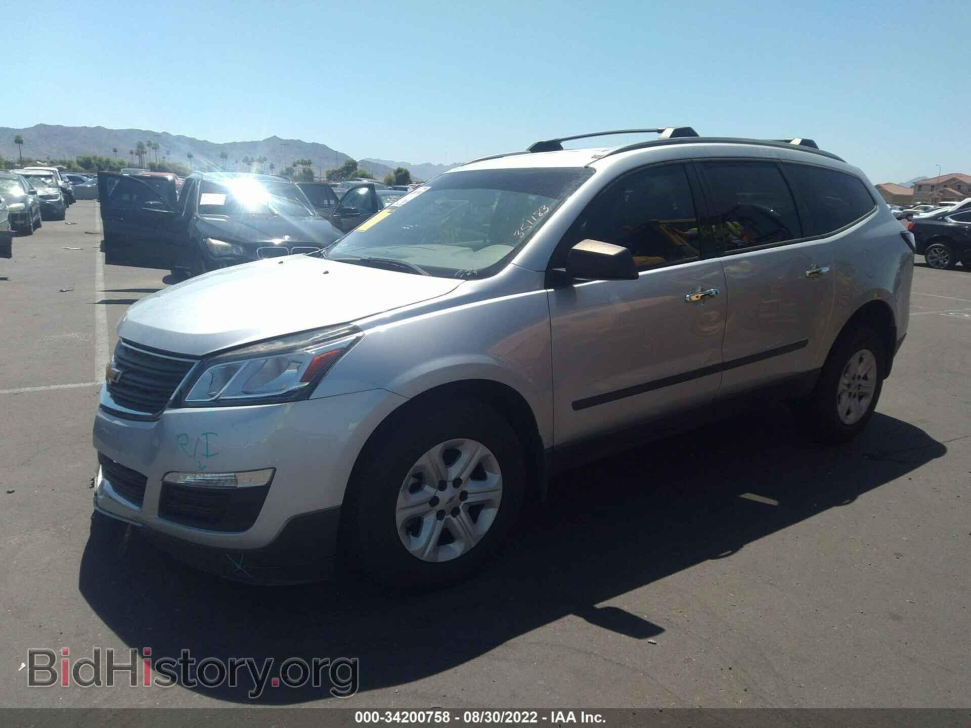 2017 CHEVROLET TRAVERSE - VIN: 1GNKRFED8HJ351183 - Фото 2