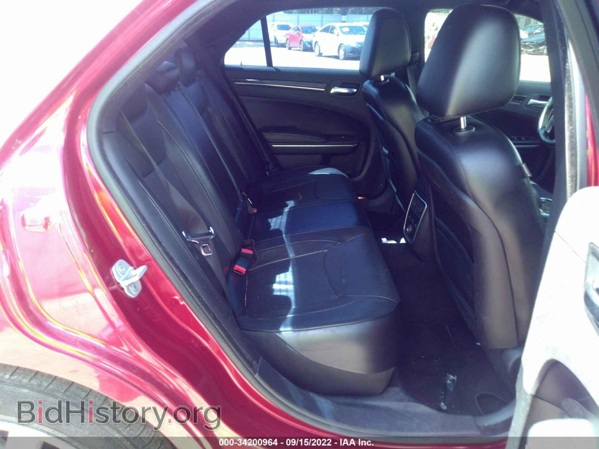 2014 CHRYSLER 300 - VIN: 2C3CCAET5EH109087 - Фото 8