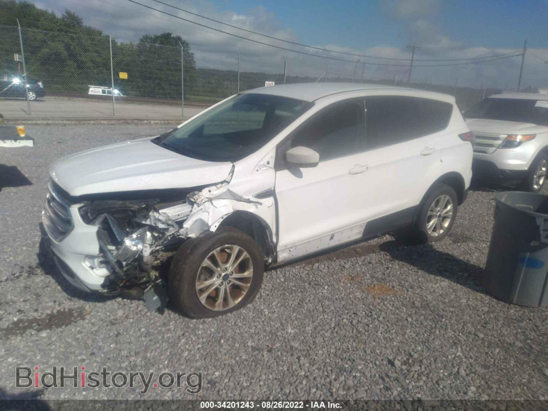 2017 FORD ESCAPE - VIN: 1FMCU9GD2HUB45748 - Фото 2