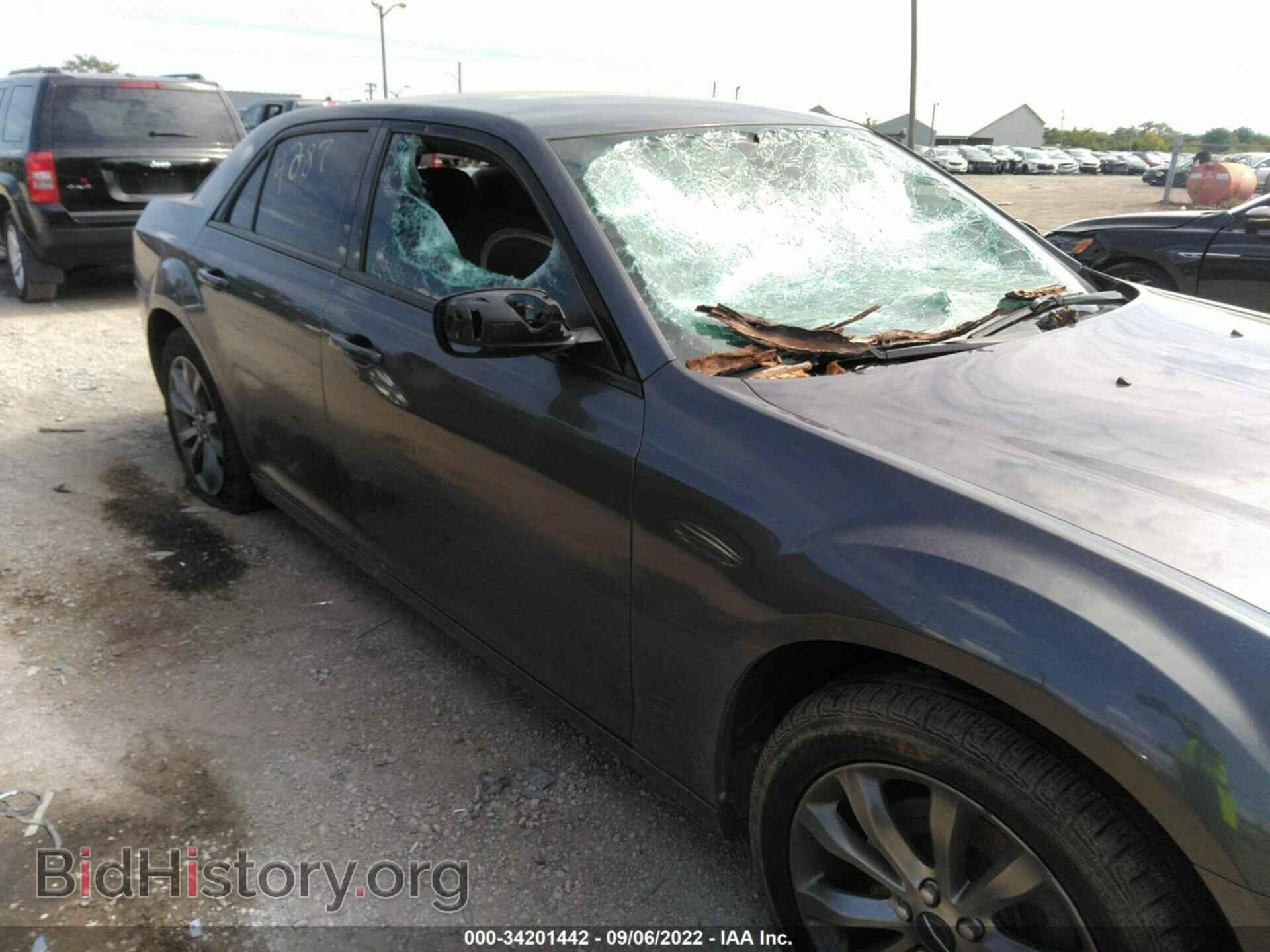2014 CHRYSLER 300 - VIN: 2C3CCAGG6EH384287 - Фото 6