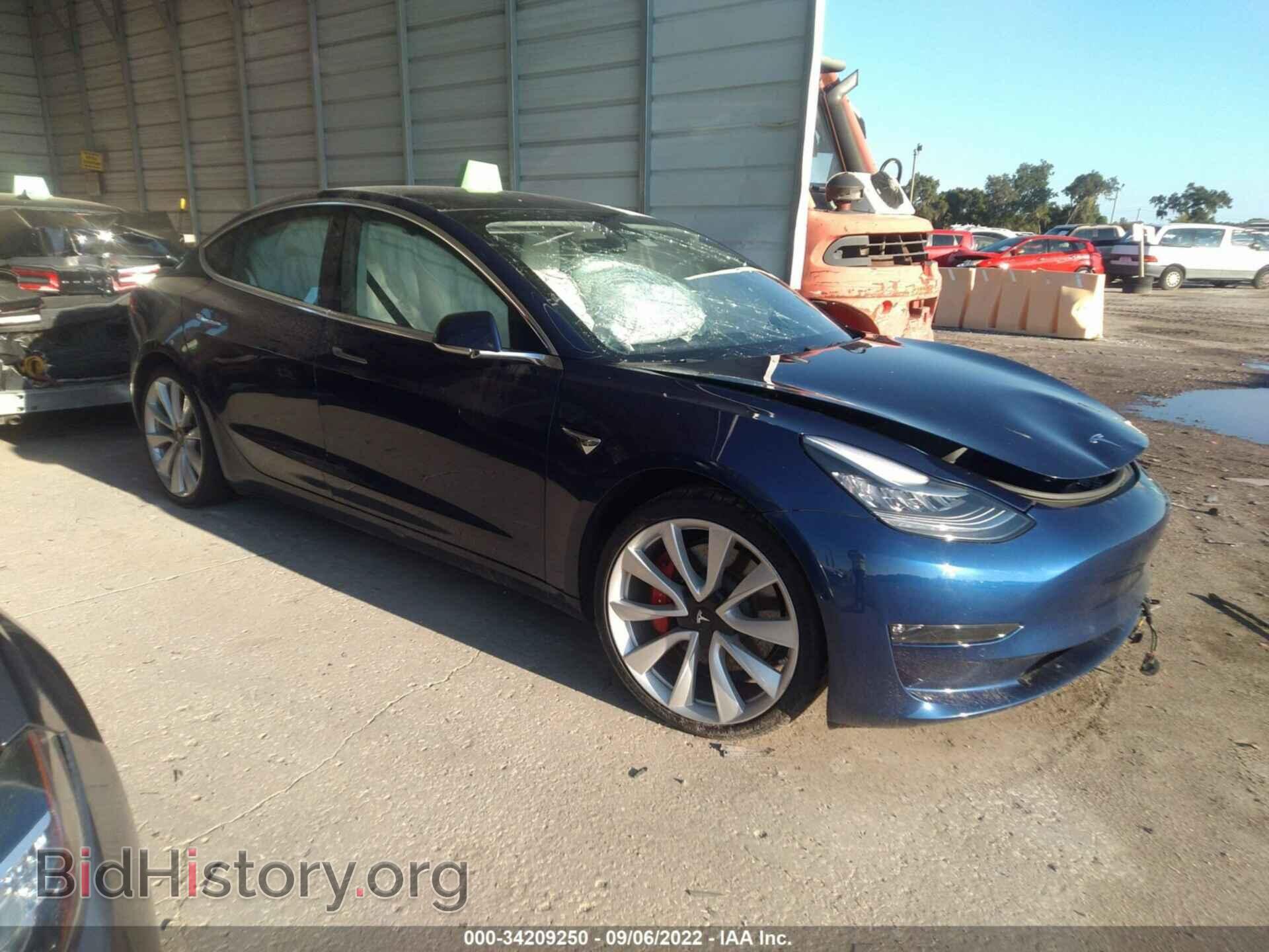 Фотография 5YJ3E1EB3JF080735 - TESLA MODEL 3 2018