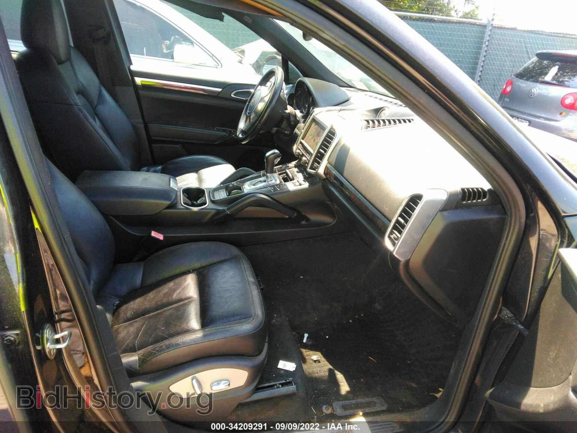 2011 PORSCHE CAYENNE - VIN: WP1AB2A24BLA43198 - Фото 5