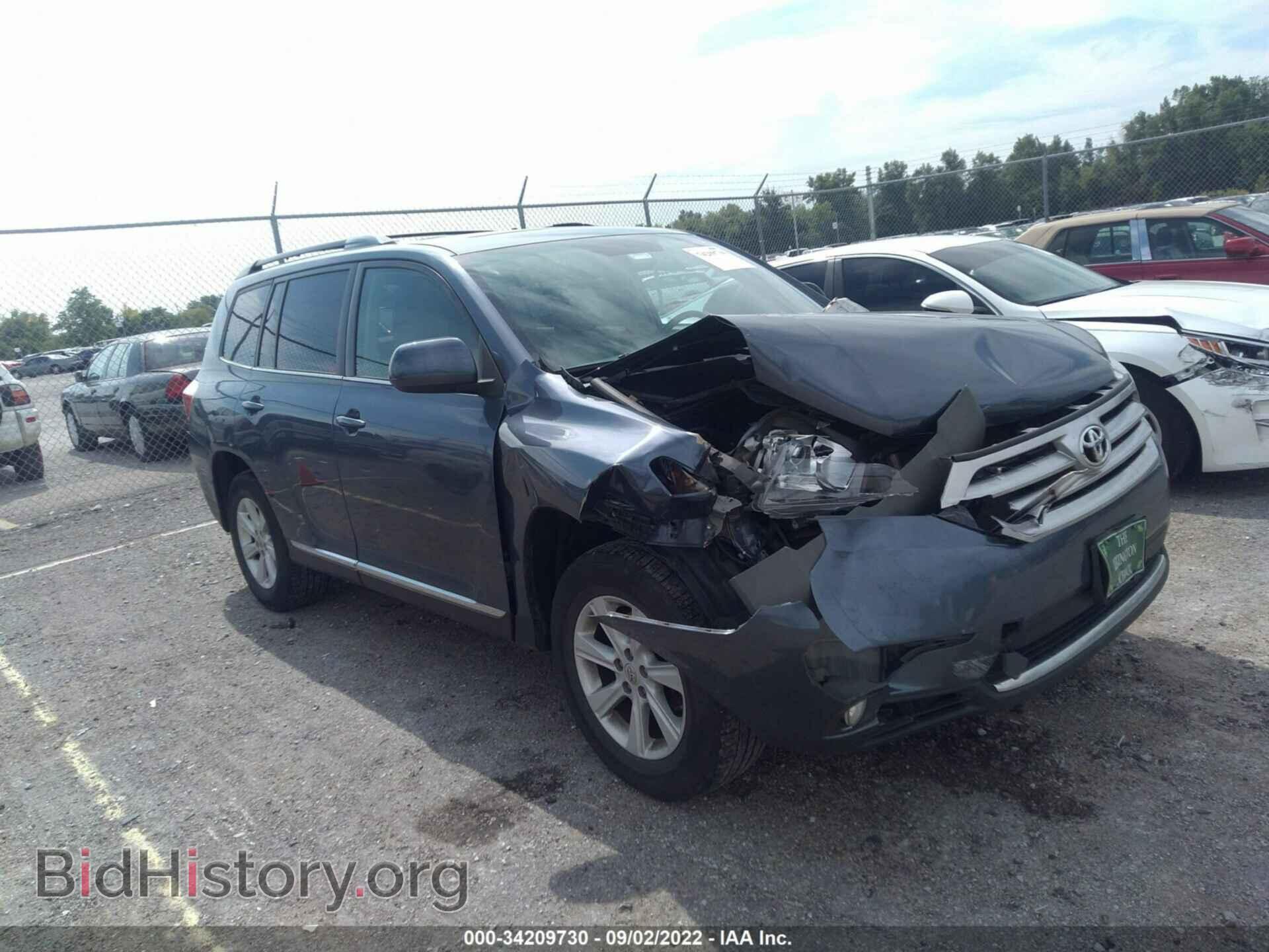 Фотография 5TDBK3EH1CS132365 - TOYOTA HIGHLANDER 2012