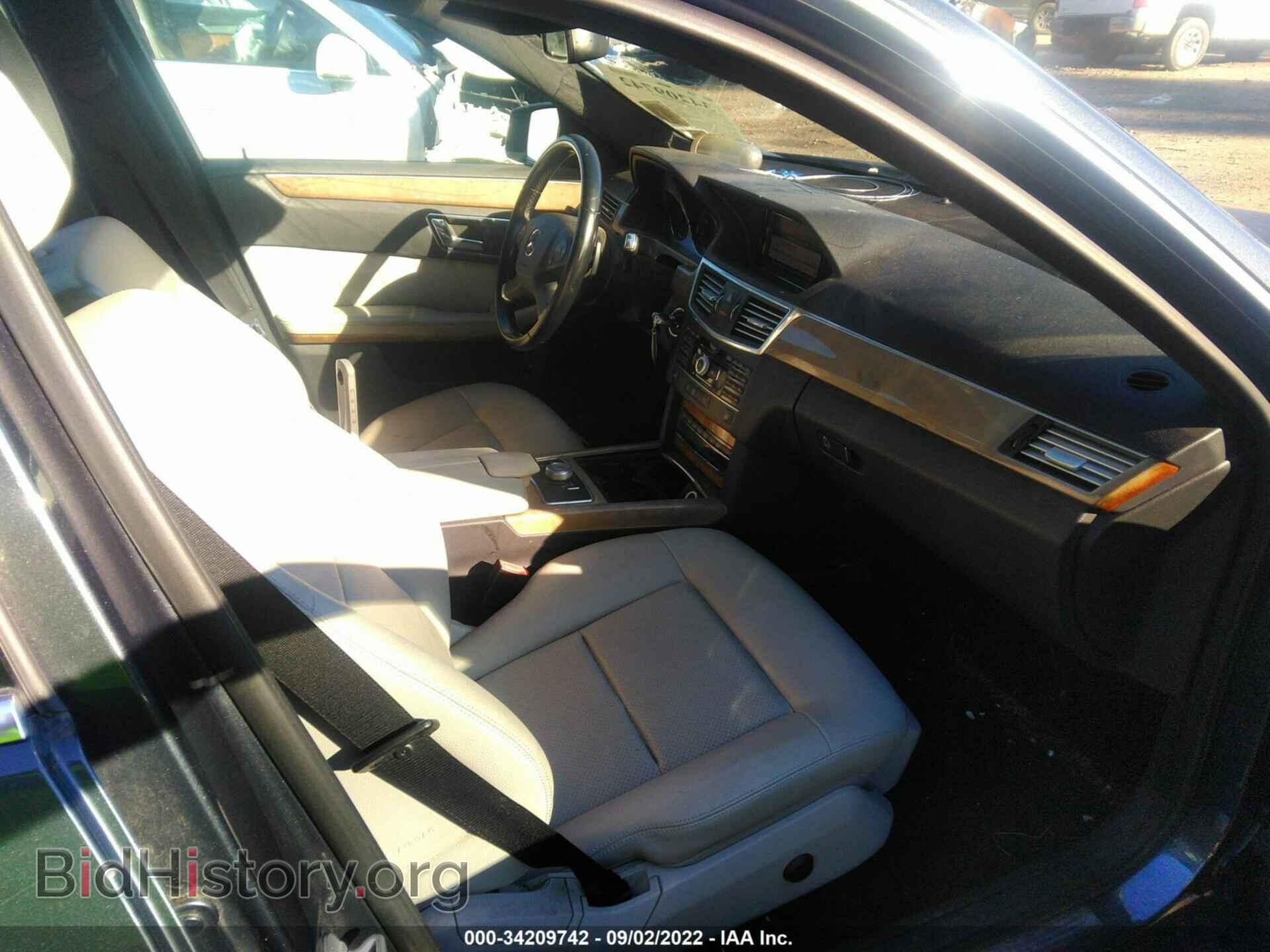 2011 MERCEDES-BENZ E-CLASS - VIN: WDDHF8HB3BA300317 - Фото 5