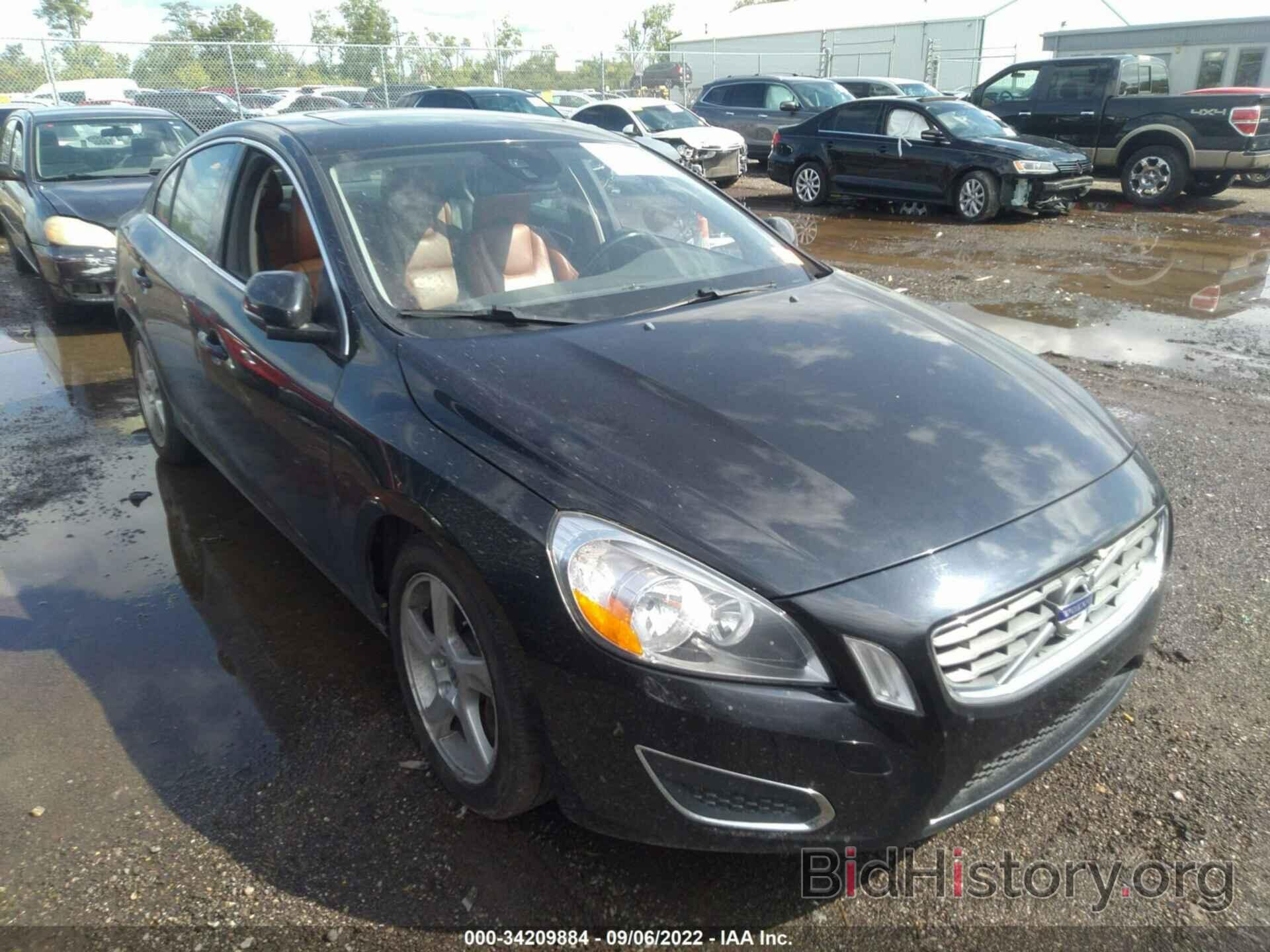 Photo YV1622FS9C2104224 - VOLVO S60 2012