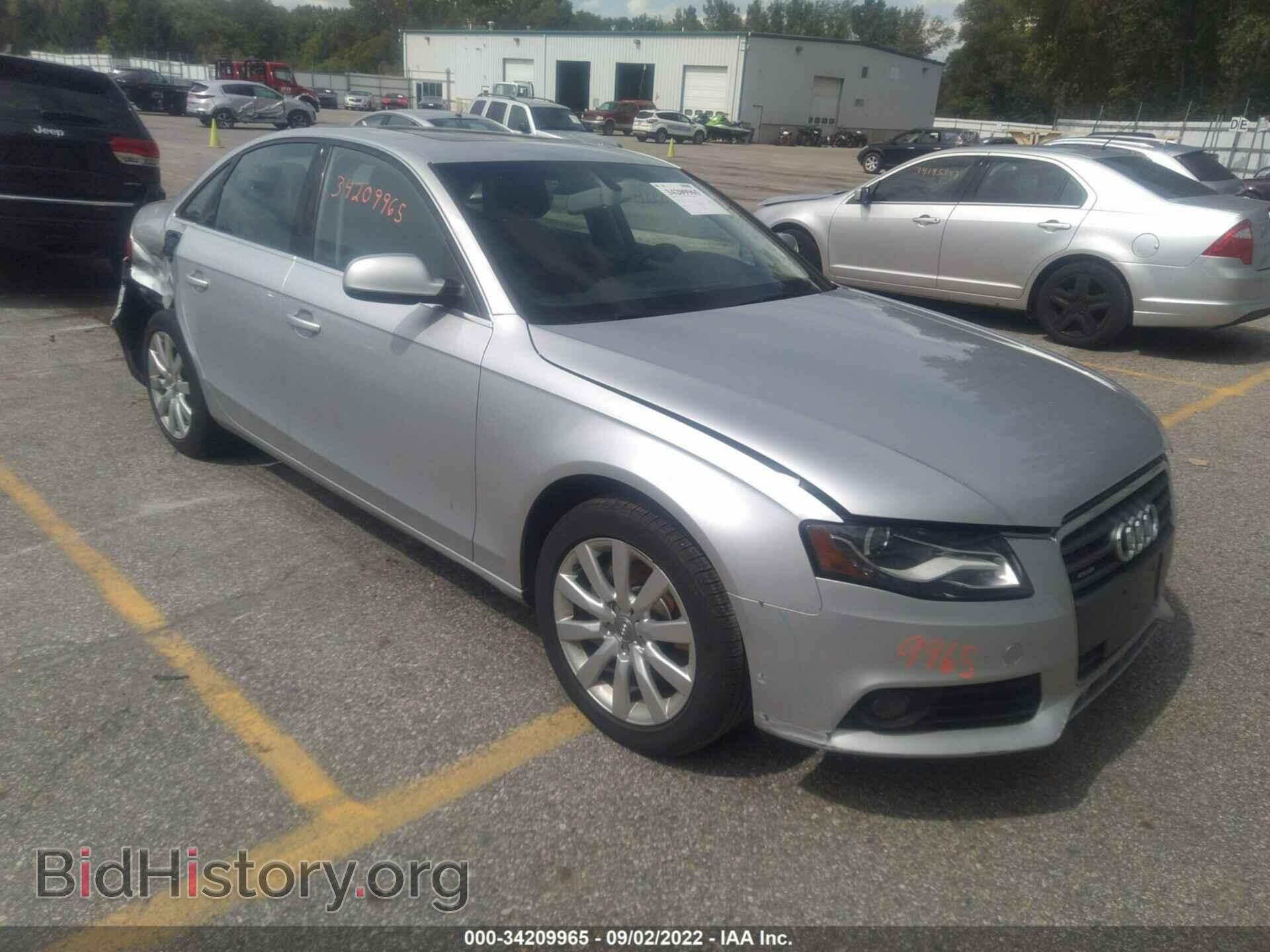 Фотография WAUBFAFL4CN019332 - AUDI A4 2012