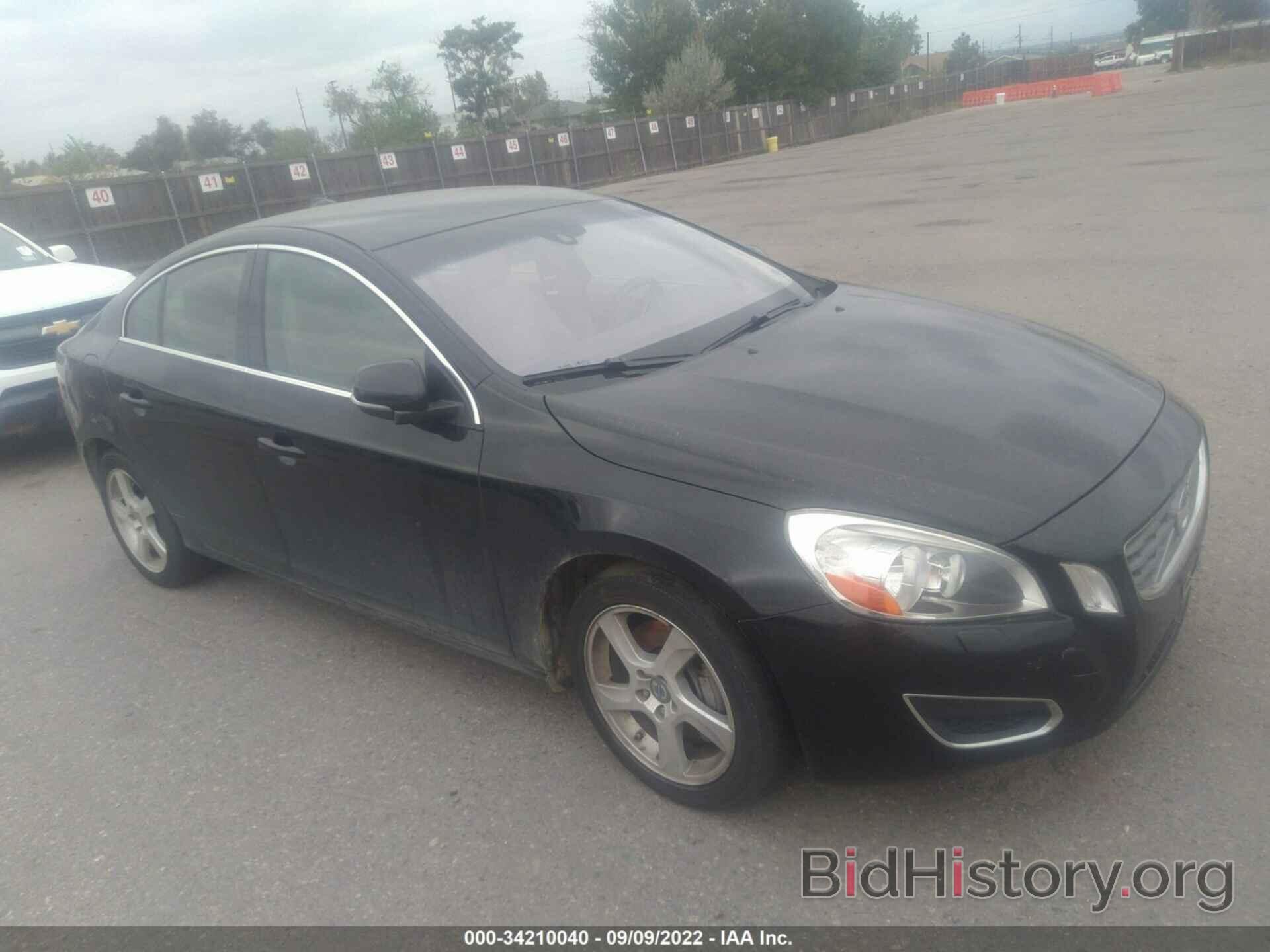 Photo YV1612FH4D2195363 - VOLVO S60 2013