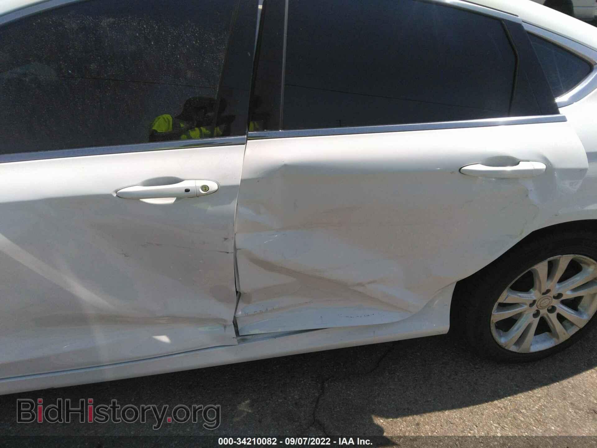 2015 CHRYSLER 200 - VIN: 1C3CCCAB3FN747520 - Фото 6