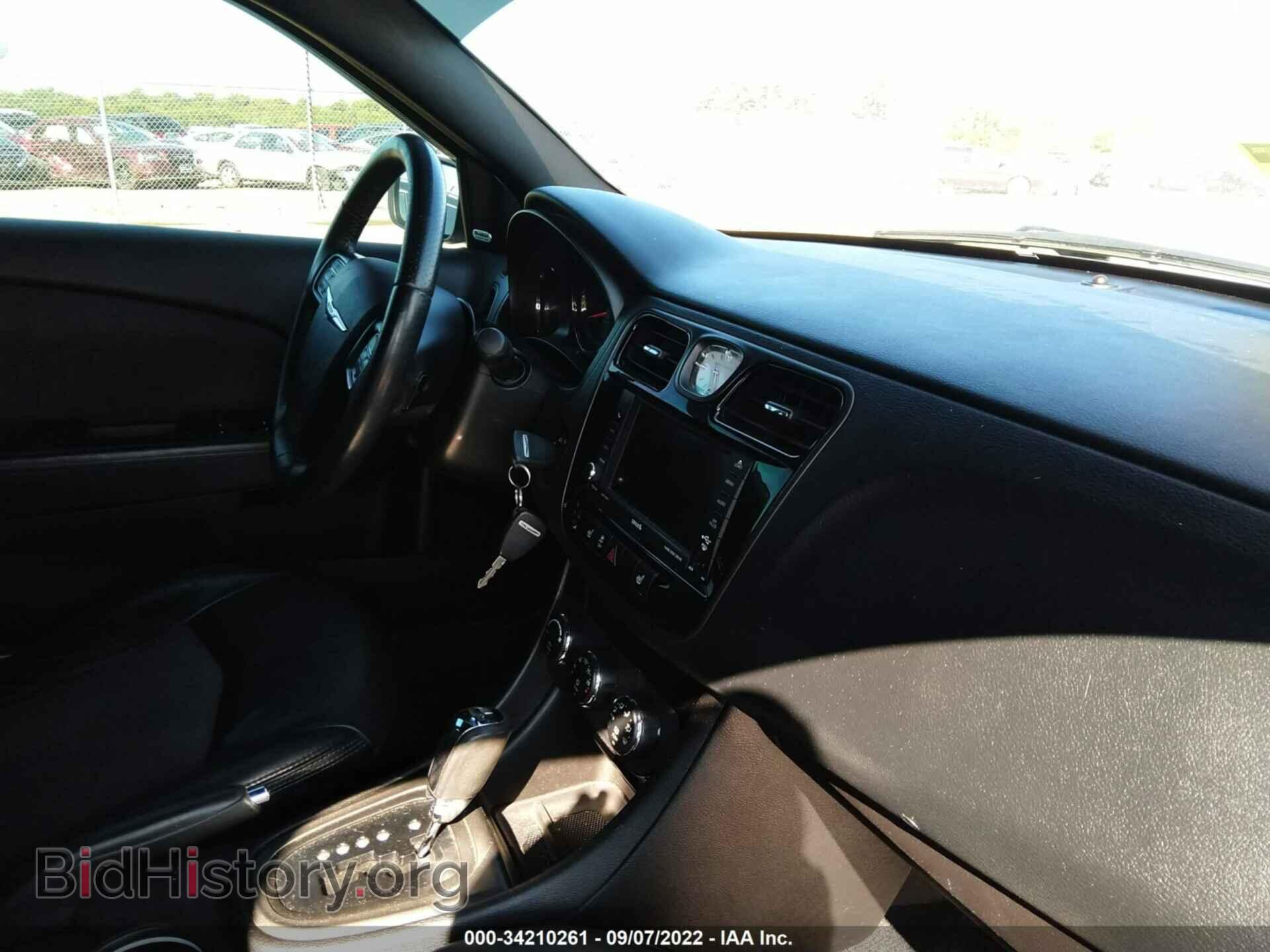 2013 CHRYSLER 200 - VIN: 1C3CCBCG4DN620730 - Photo 5