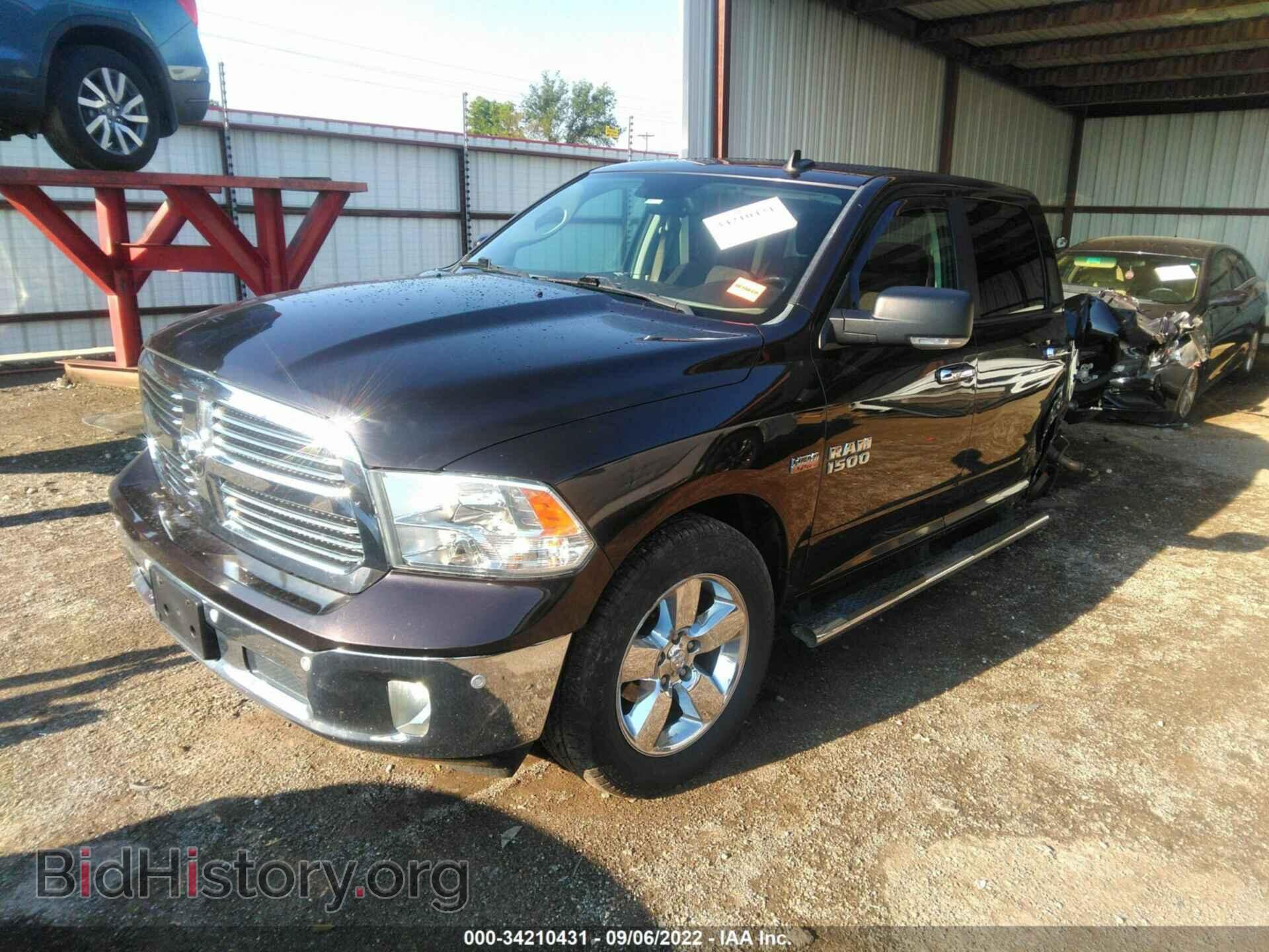 2016 RAM 1500 - VIN: 3C6RR7LTXGG250211 - Фото 2
