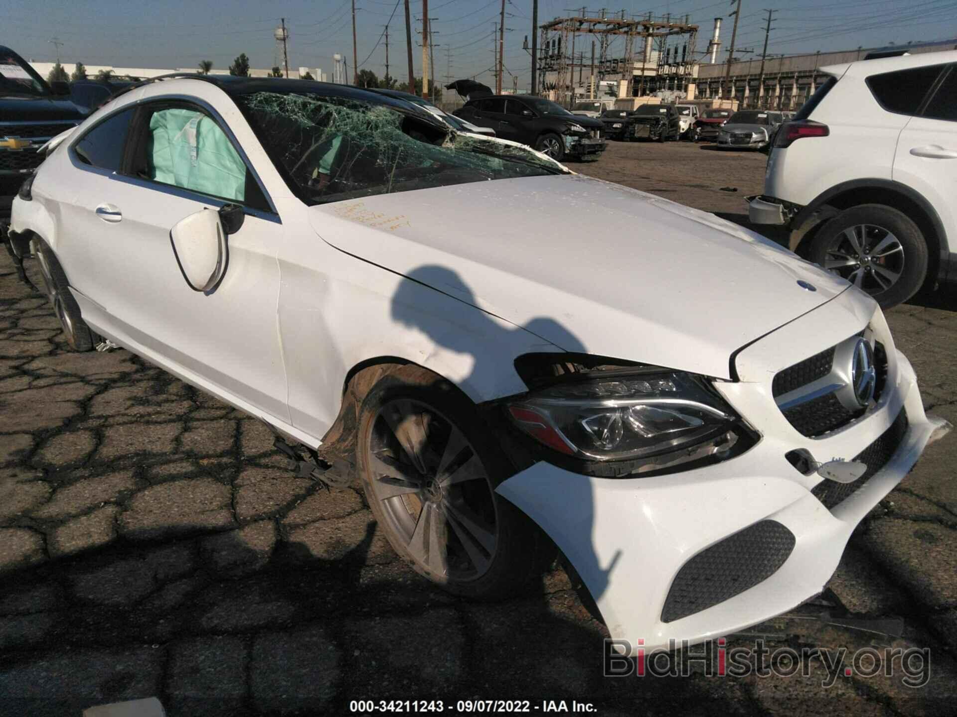 Photo WDDWJ4JB8HF523988 - MERCEDES-BENZ C-CLASS 2017