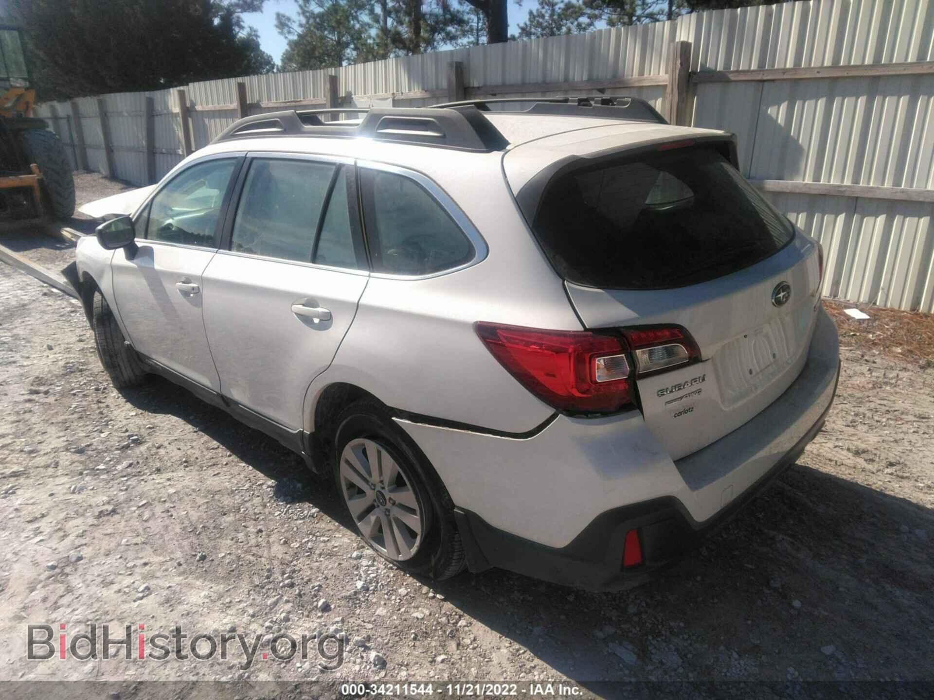 2018 SUBARU OUTBACK - VIN: 4S4BSAAC5J3300260 - Фото 3
